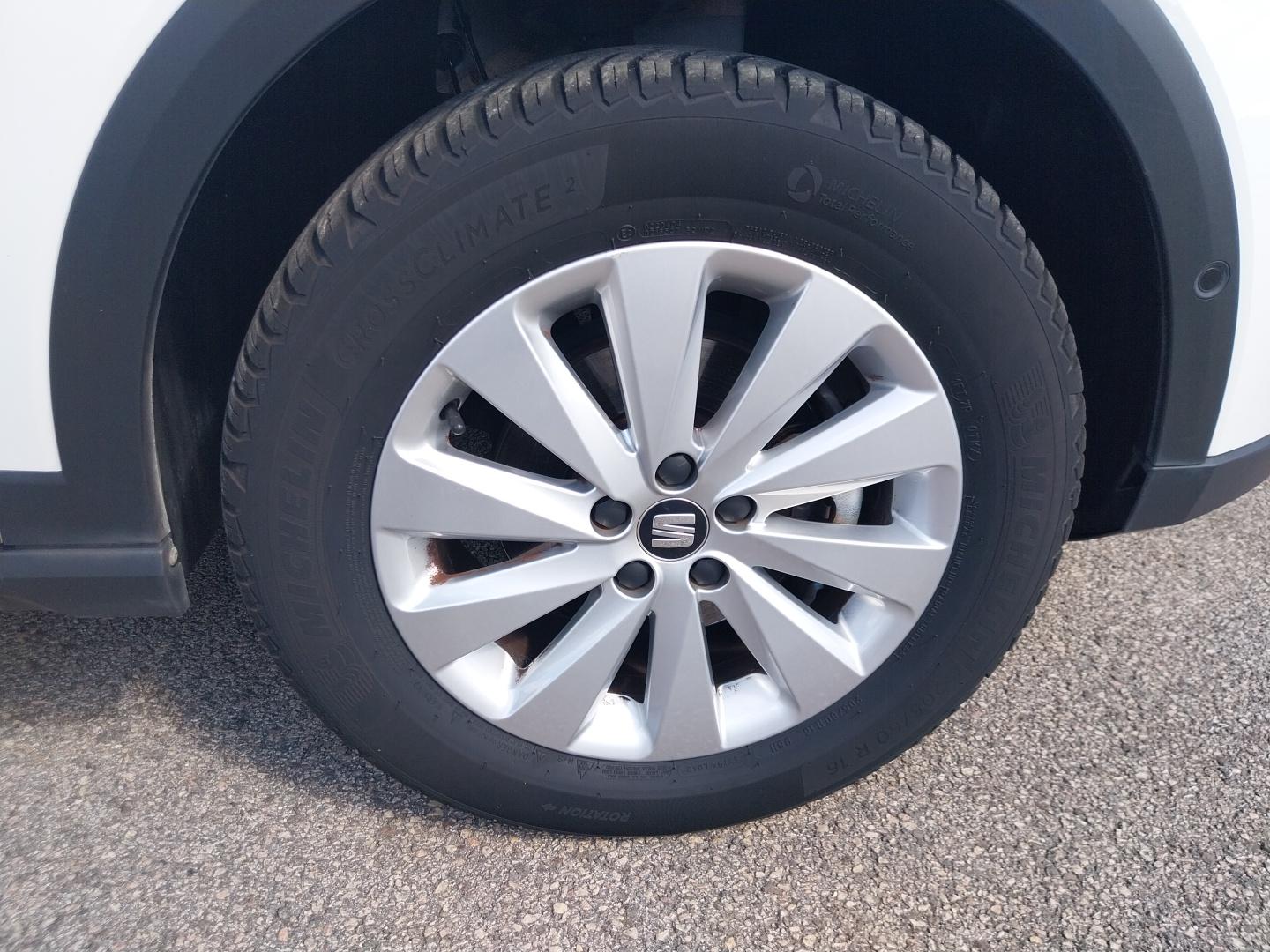 SEAT_ARONA_FACE-AVANT