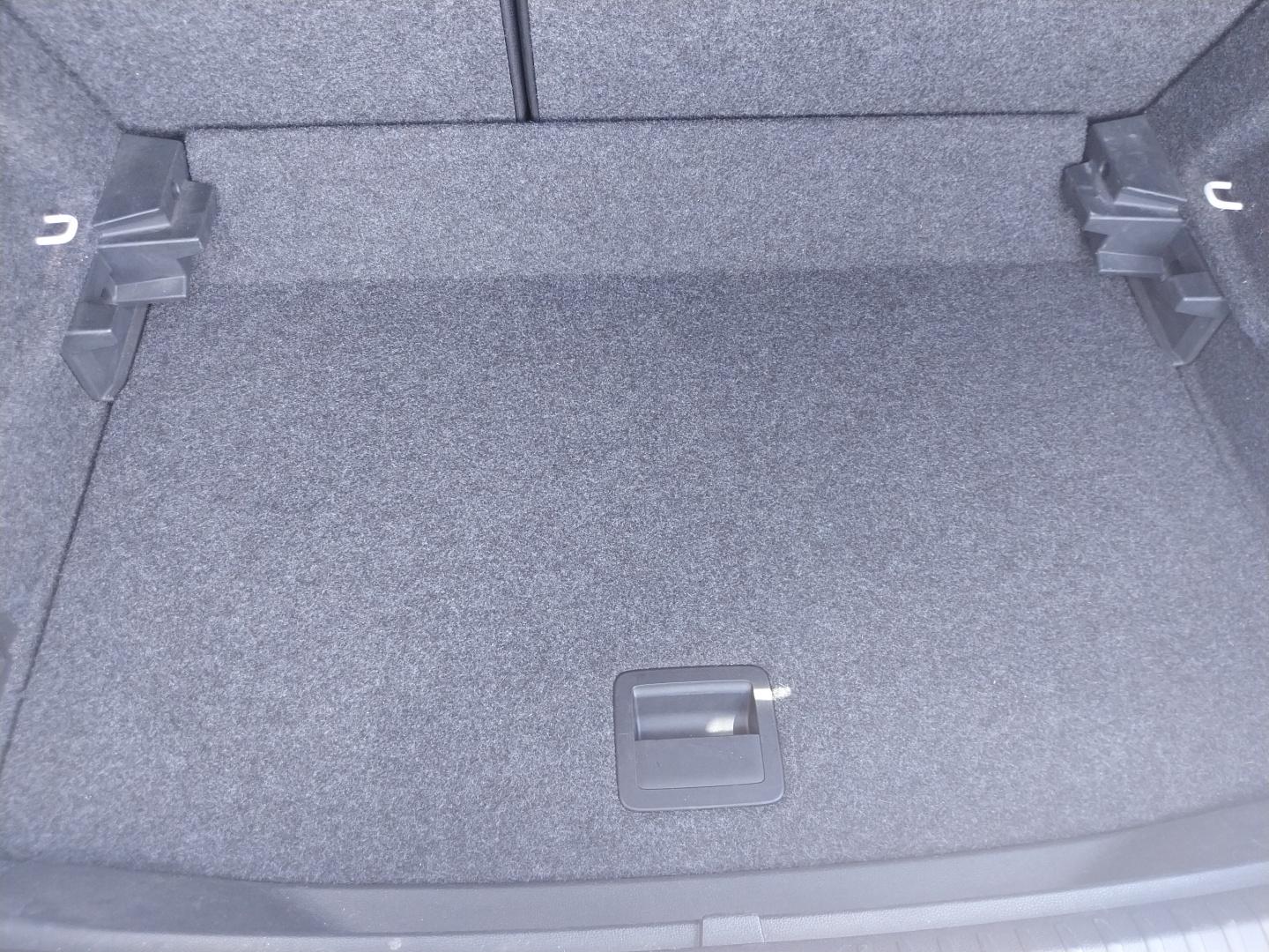 SEAT_ARONA_JANTE-AVANT-GAUCHE