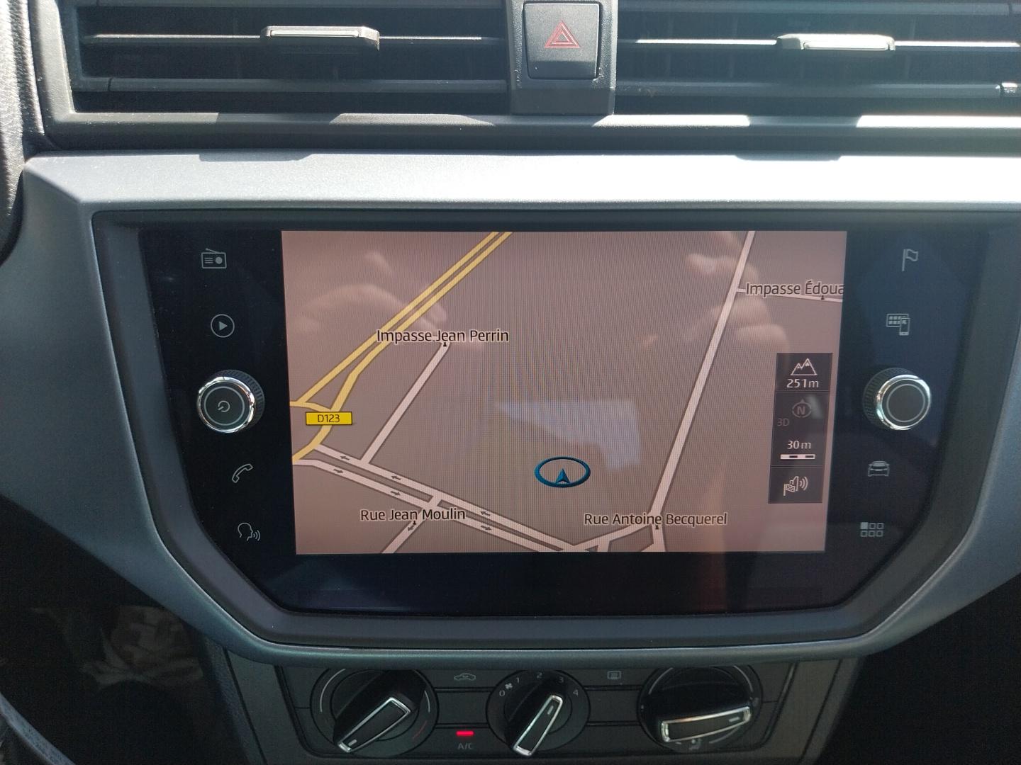 SEAT_ARONA_LEVIER-DE-VITESSE