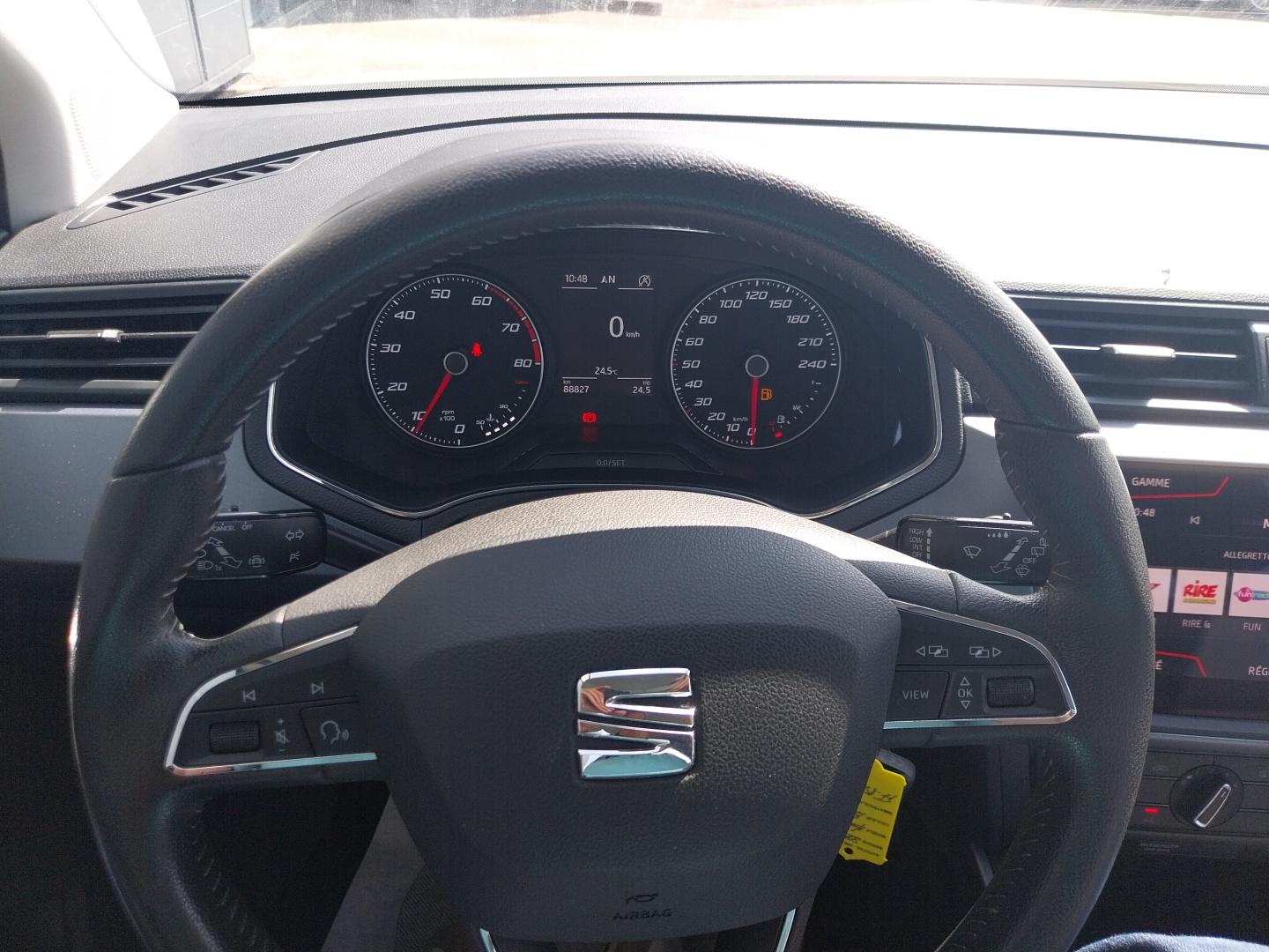 SEAT_ARONA_SIEGE-AVANT-PASSAGER