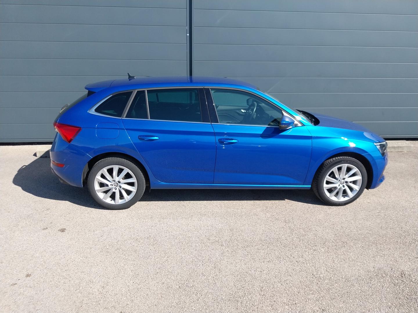 SKODA_SCALA_34-AVANT-DROIT