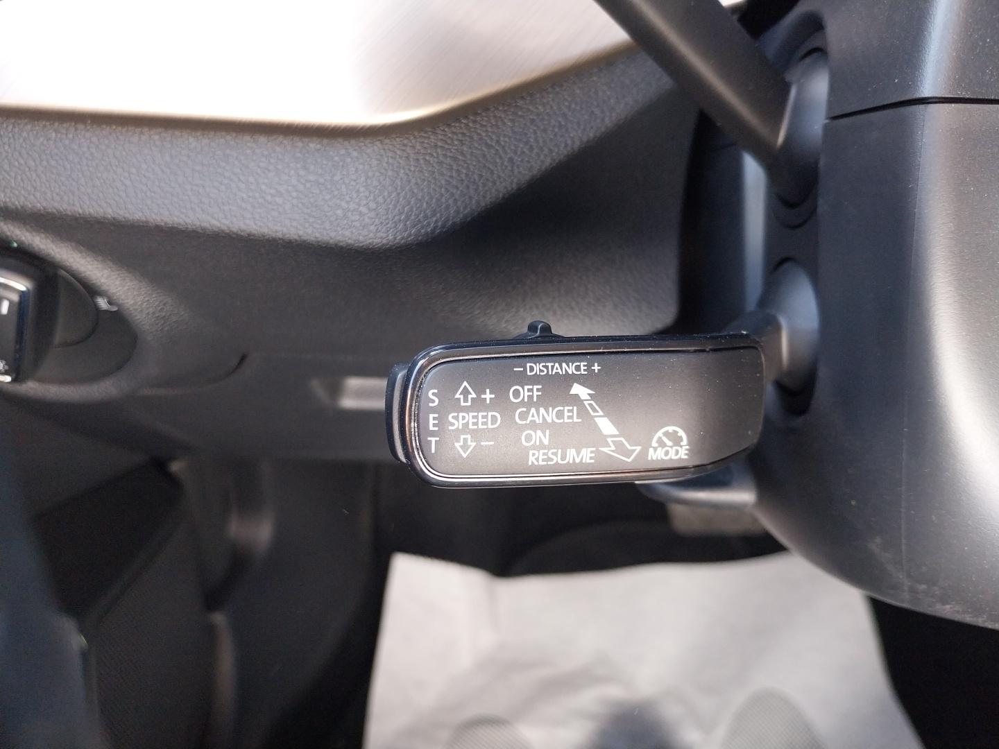 SKODA_SCALA_PANNEAU-DE-PORTE-ARRIERE-GAUCHE