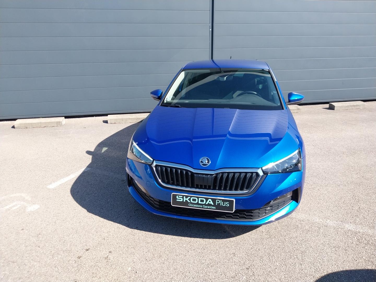 SKODA_SCALA_PROFIL-GAUCHE