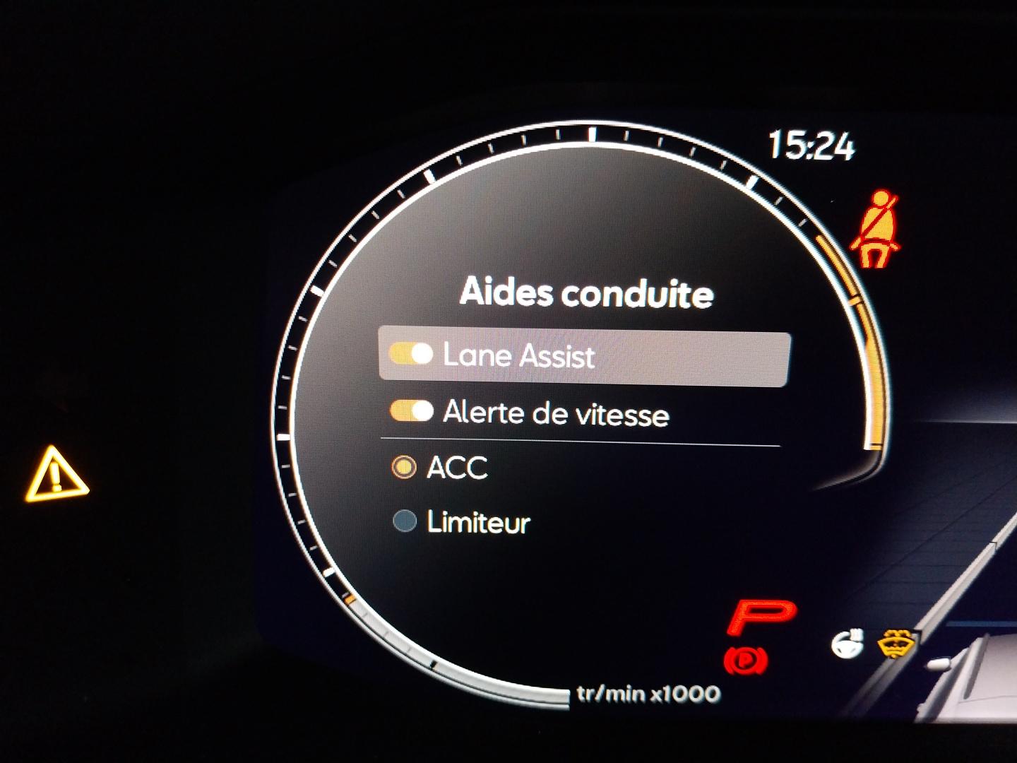 CUPRA_FORMENTOR_PANNEAU-DE-PORTE-AVANT-GAUCHE
