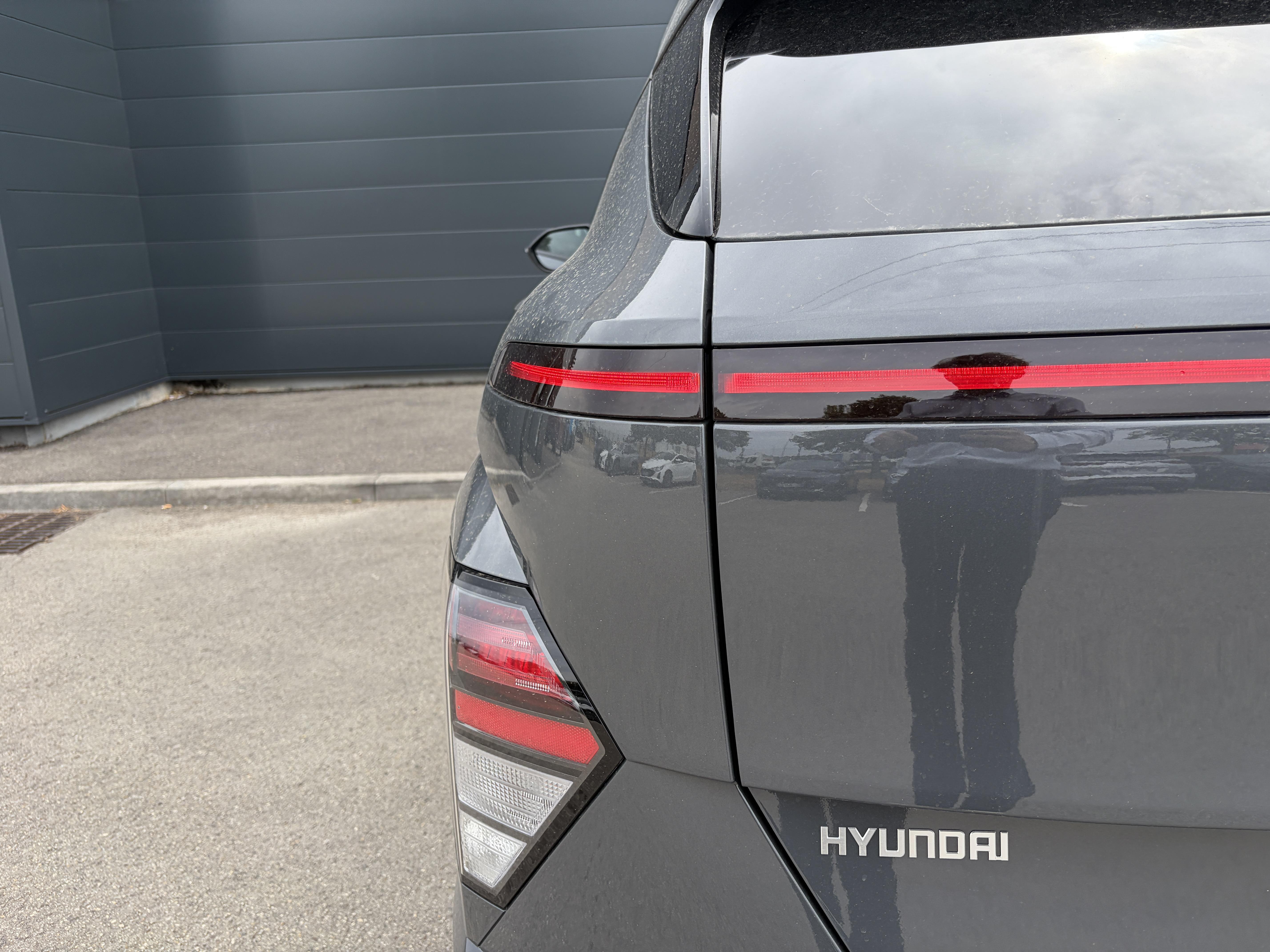 HYUNDAI_KONA
