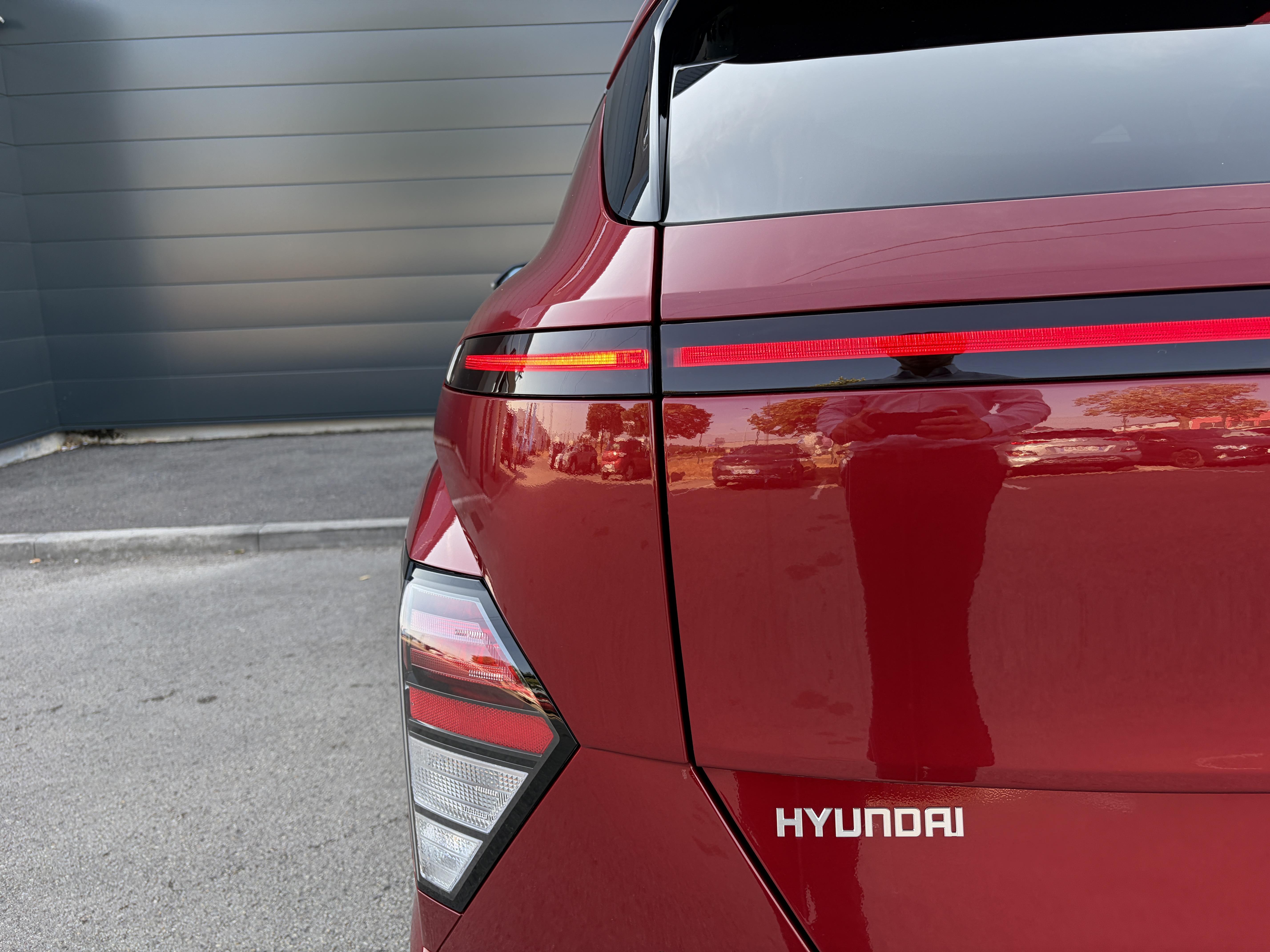 HYUNDAI_KONA