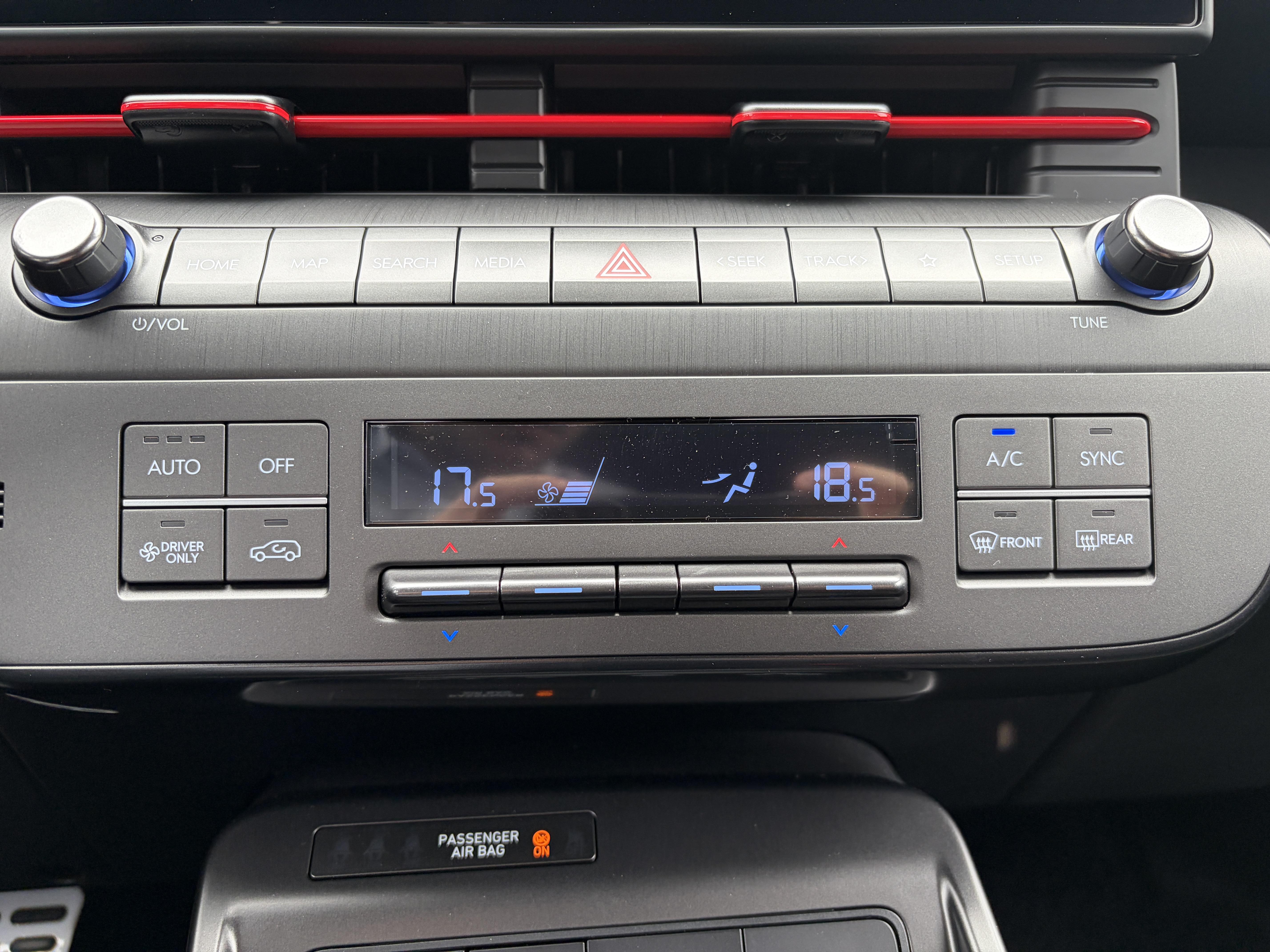 HYUNDAI_KONA