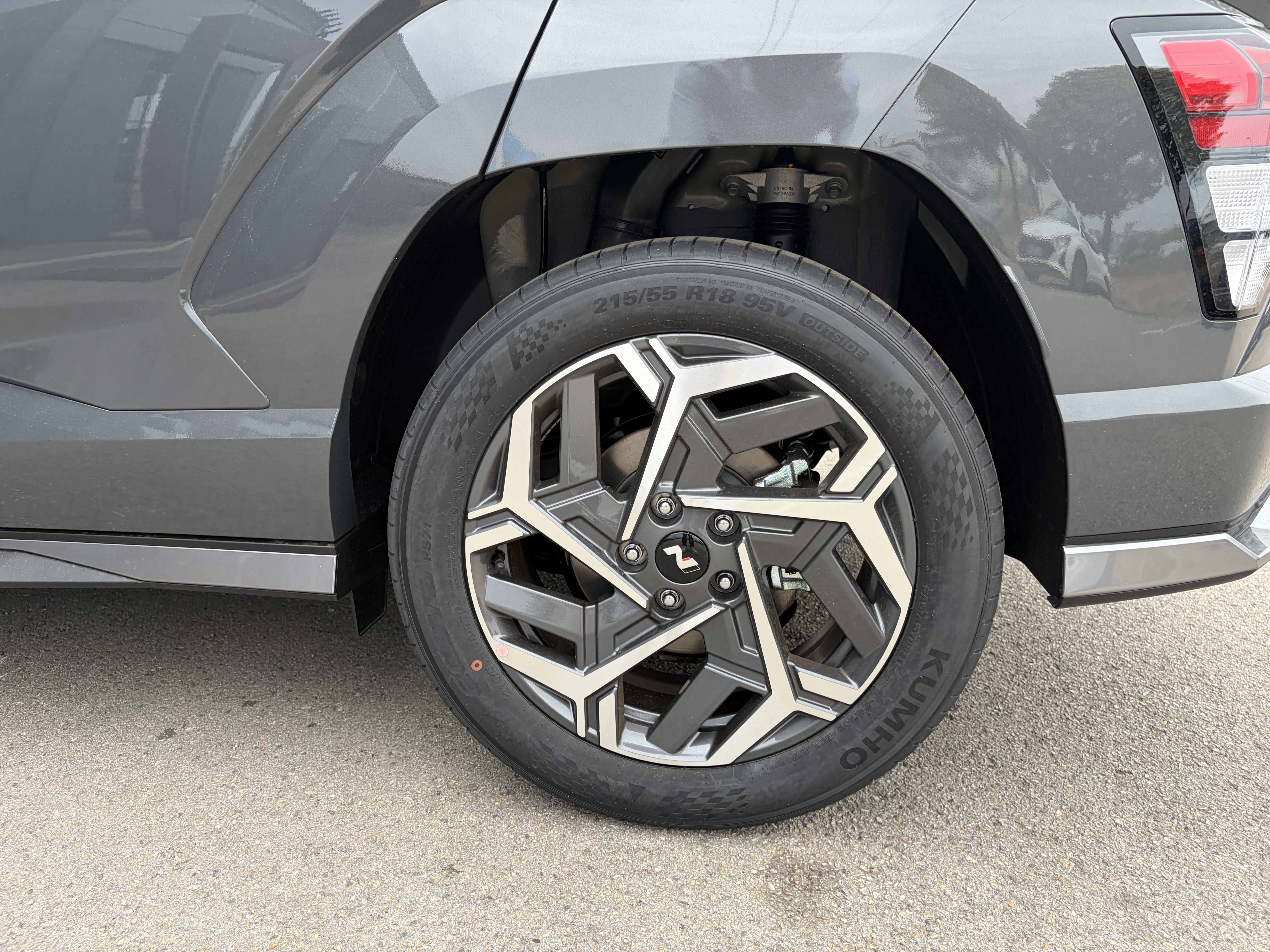HYUNDAI_KONA