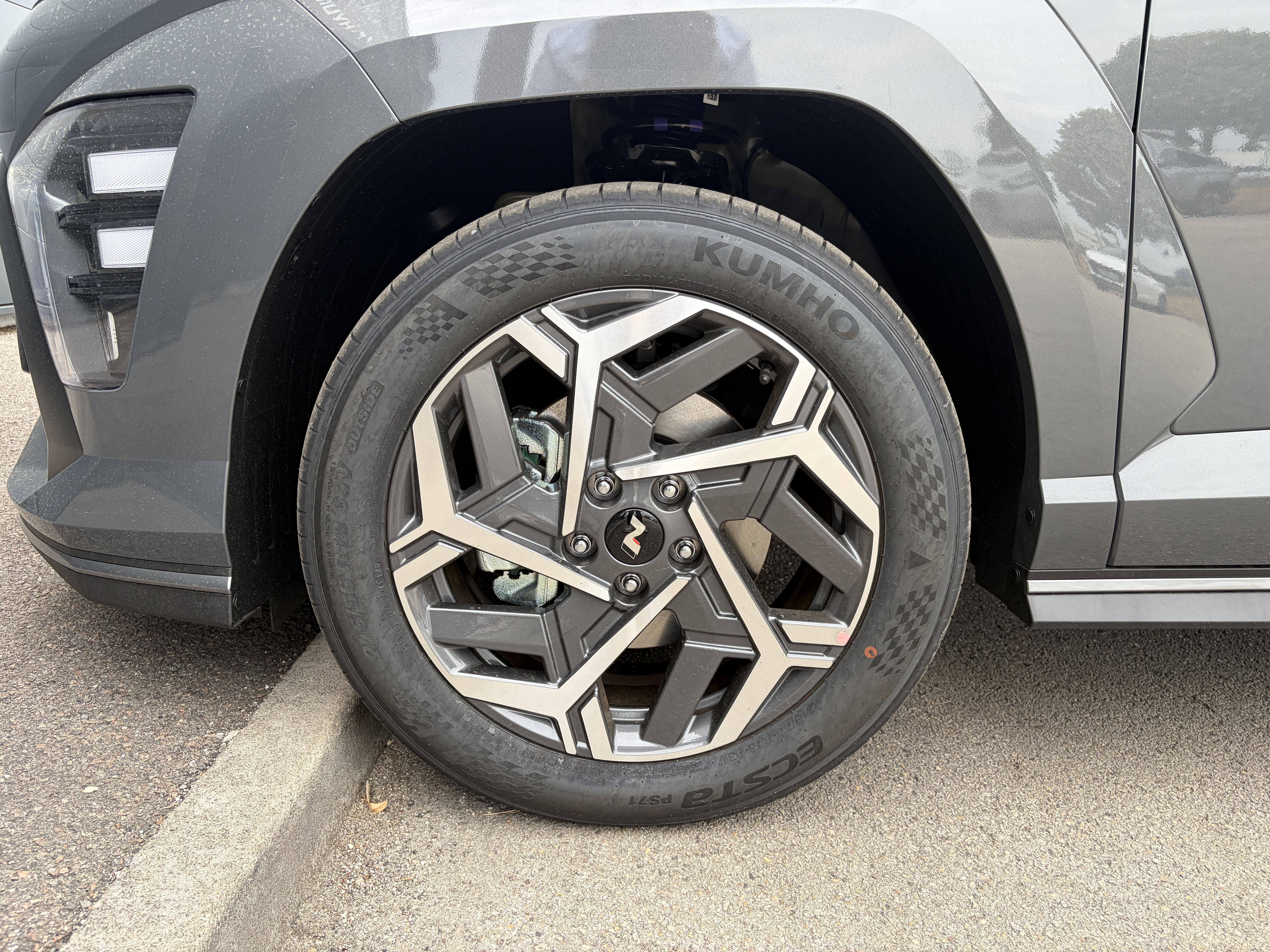 HYUNDAI_KONA