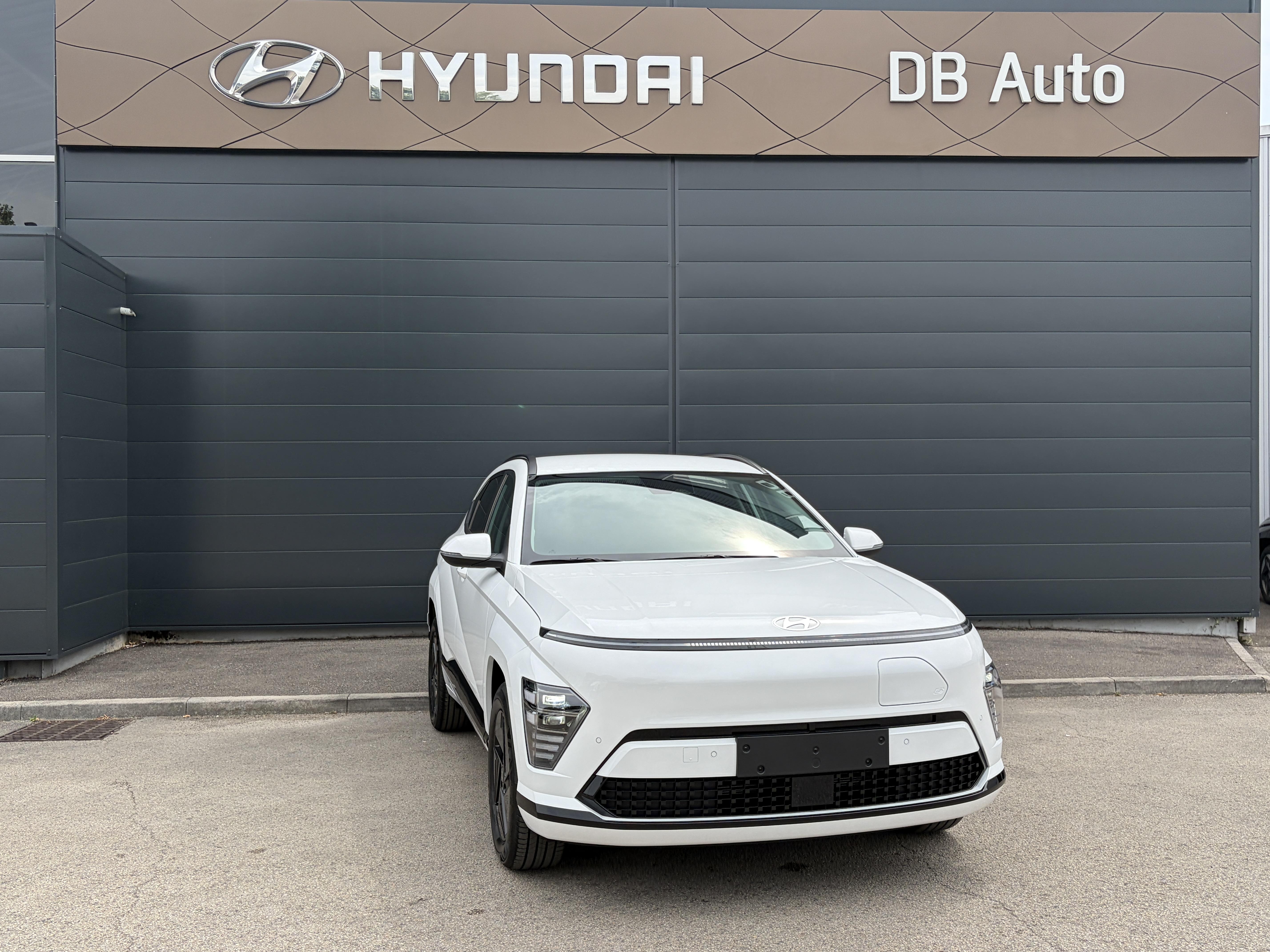 HYUNDAI_KONA-ELECTRIC_34-AVANT-DROIT