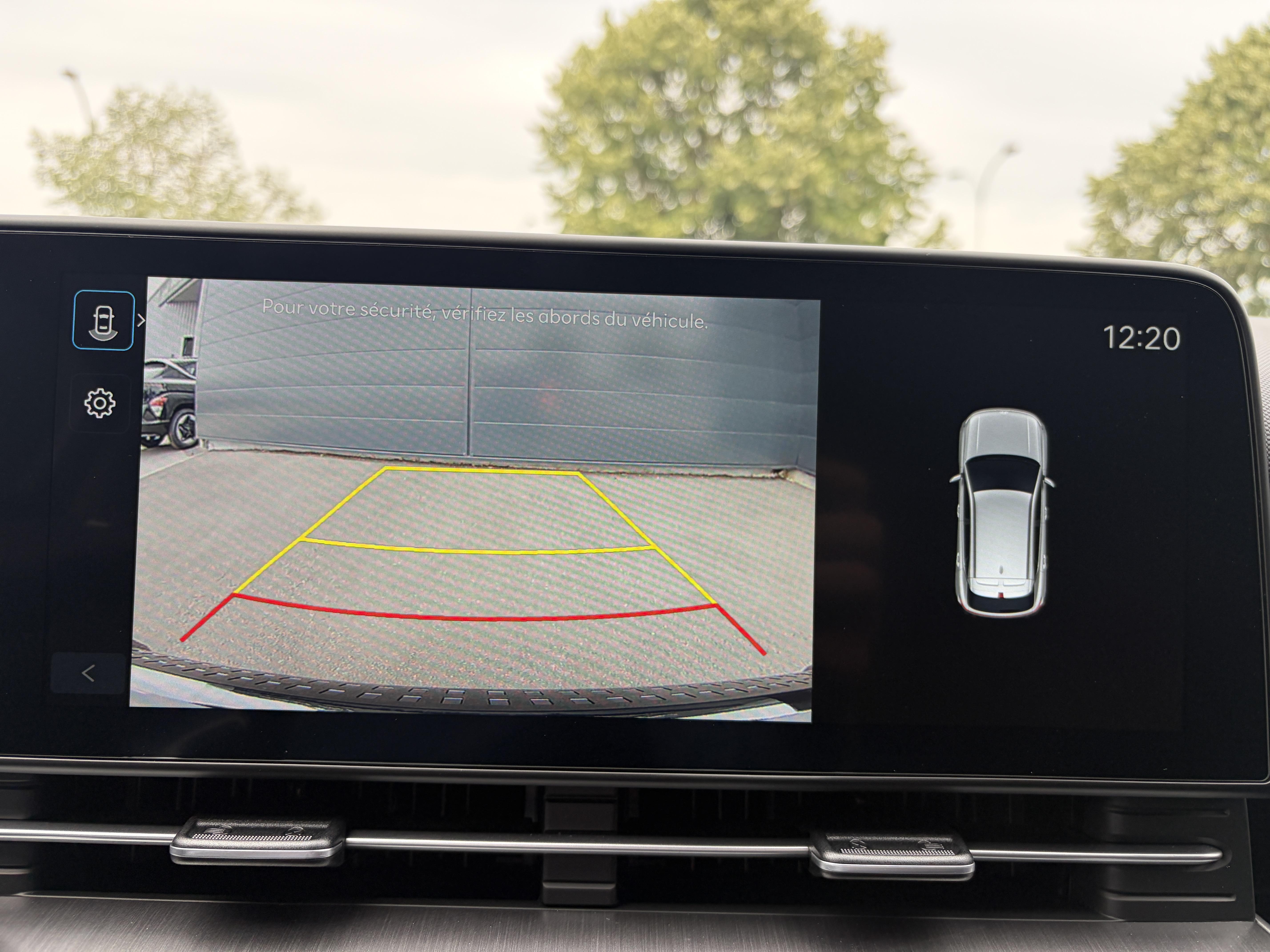 HYUNDAI_KONA-ELECTRIC_CONSOLE-CENTRALE-CAMERA-DE-RECUL