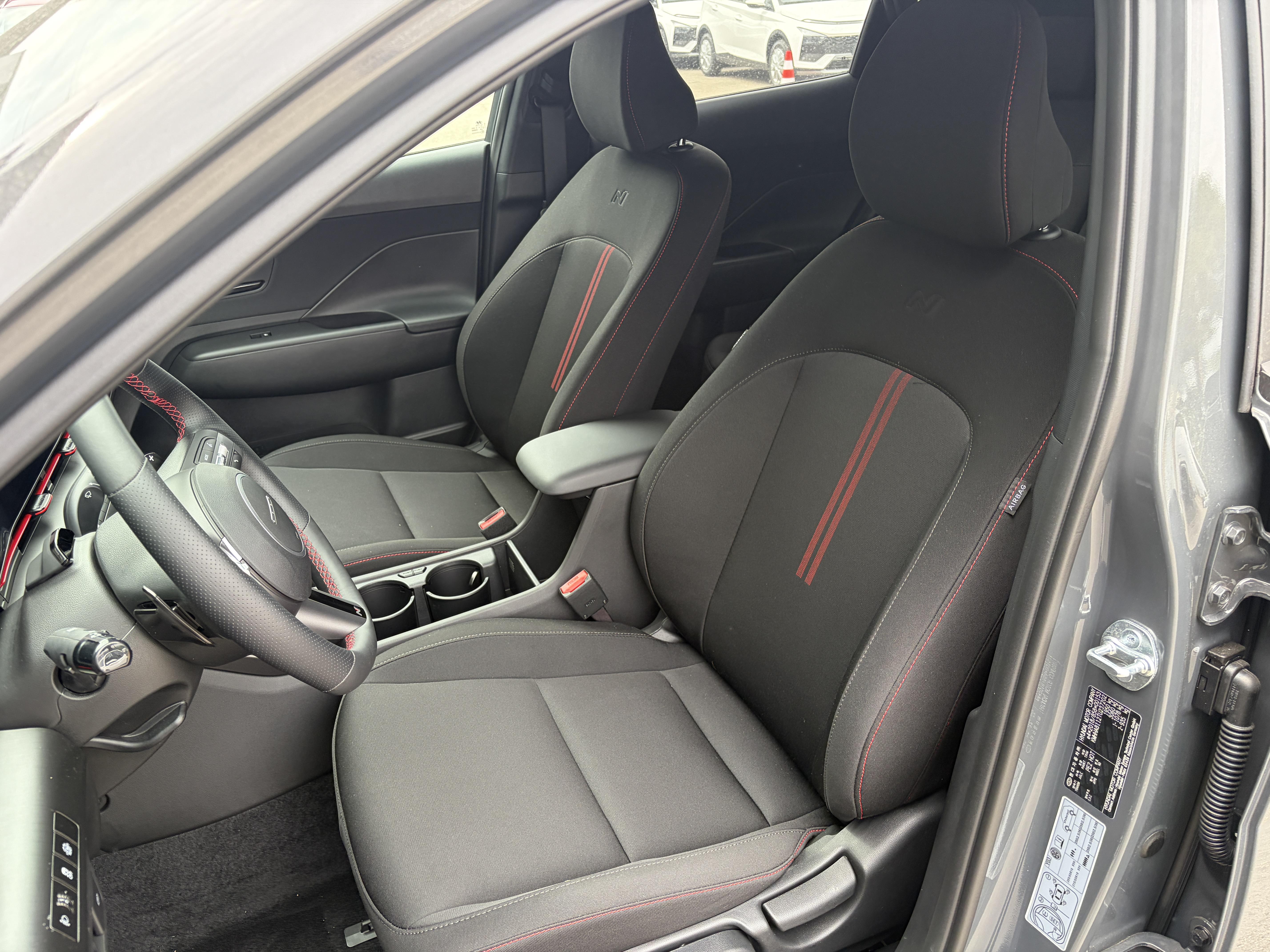 HYUNDAI_KONA_SIEGE-CONDUCTEUR
