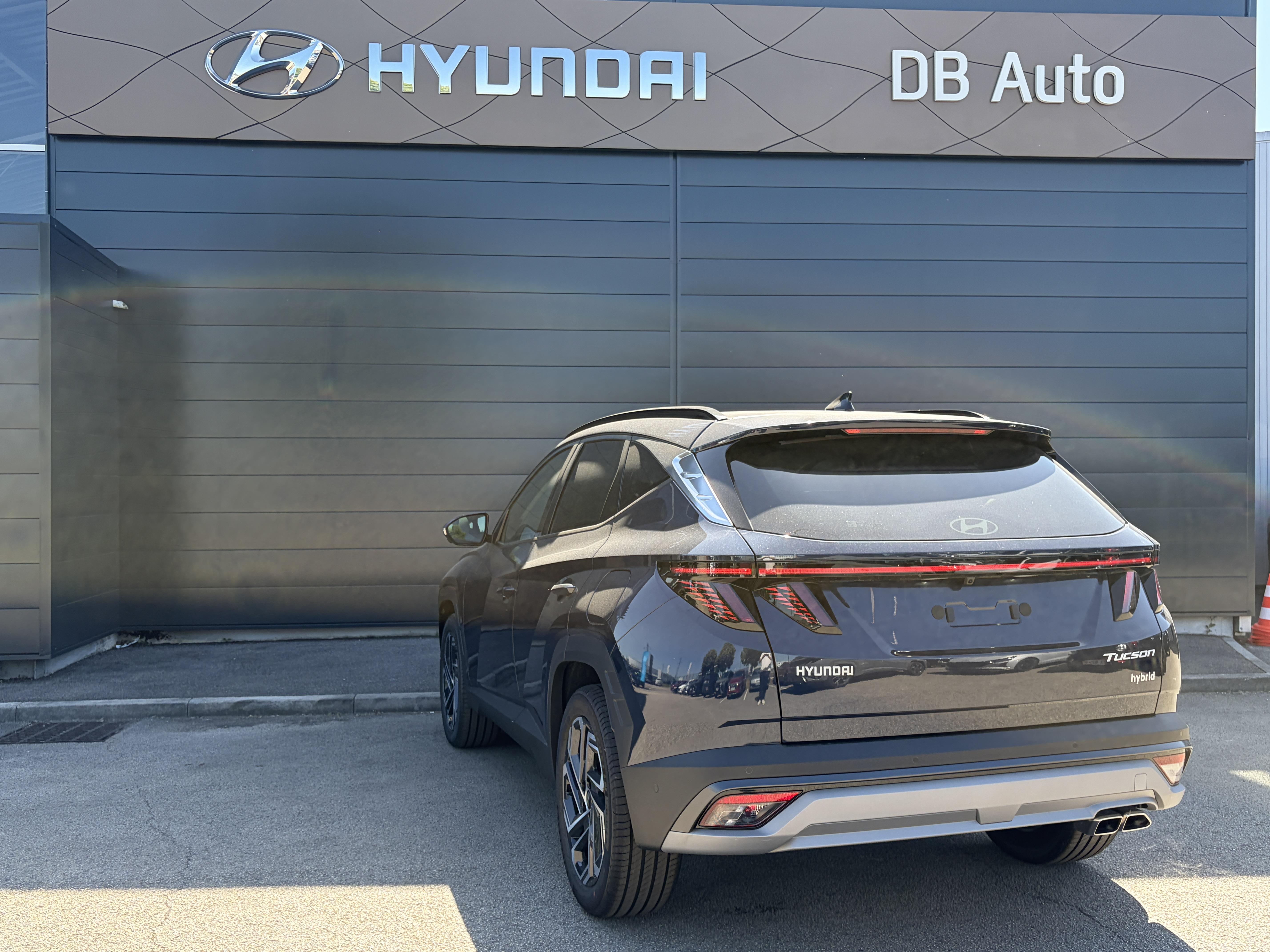 HYUNDAI_TUCSON_34-ARRIERE-GAUCHE