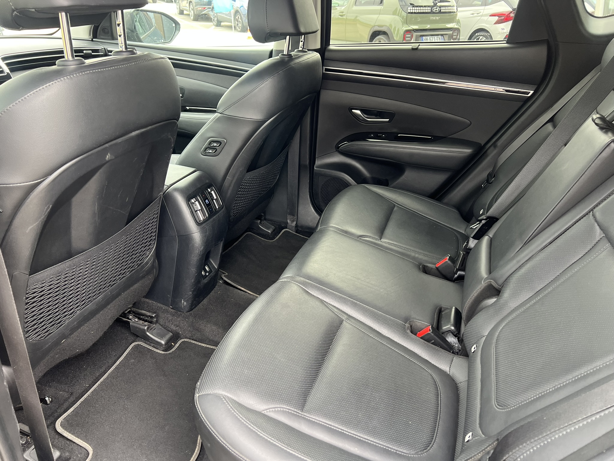 HYUNDAI_TUCSON_34-AVANT-DROIT