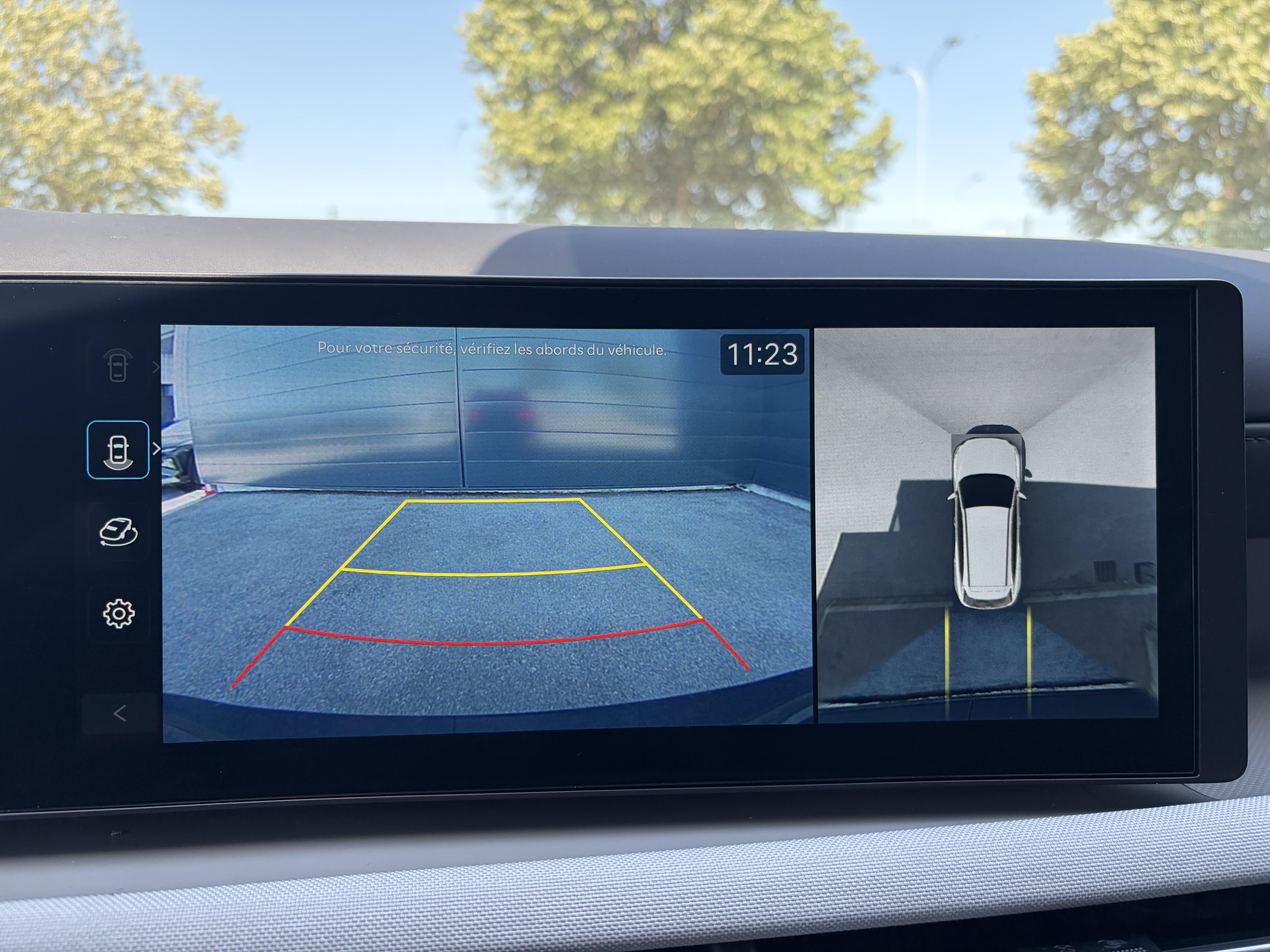 HYUNDAI_TUCSON_CONSOLE-CENTRALE-CAMERA-DE-RECUL