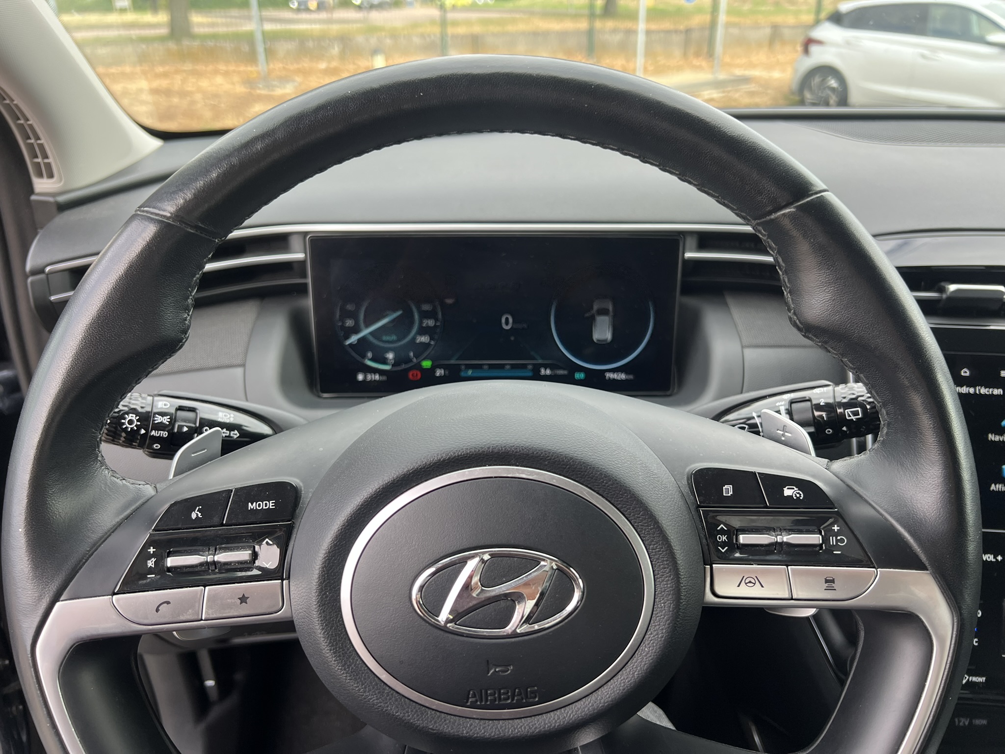 HYUNDAI_TUCSON_CONSOLE-CENTRALE-GPS