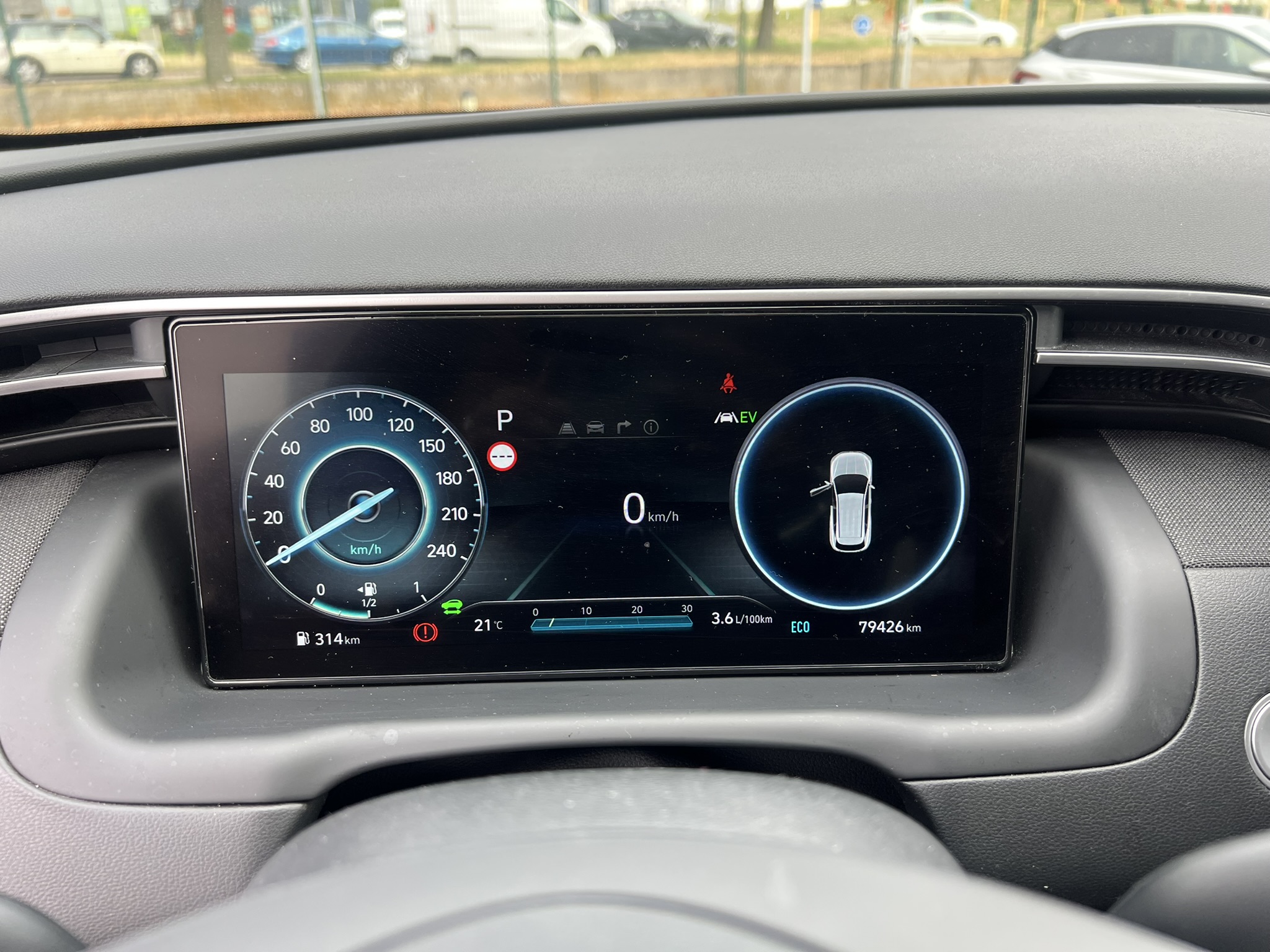 HYUNDAI_TUCSON_INTERIEUR-CONDUCTEUR