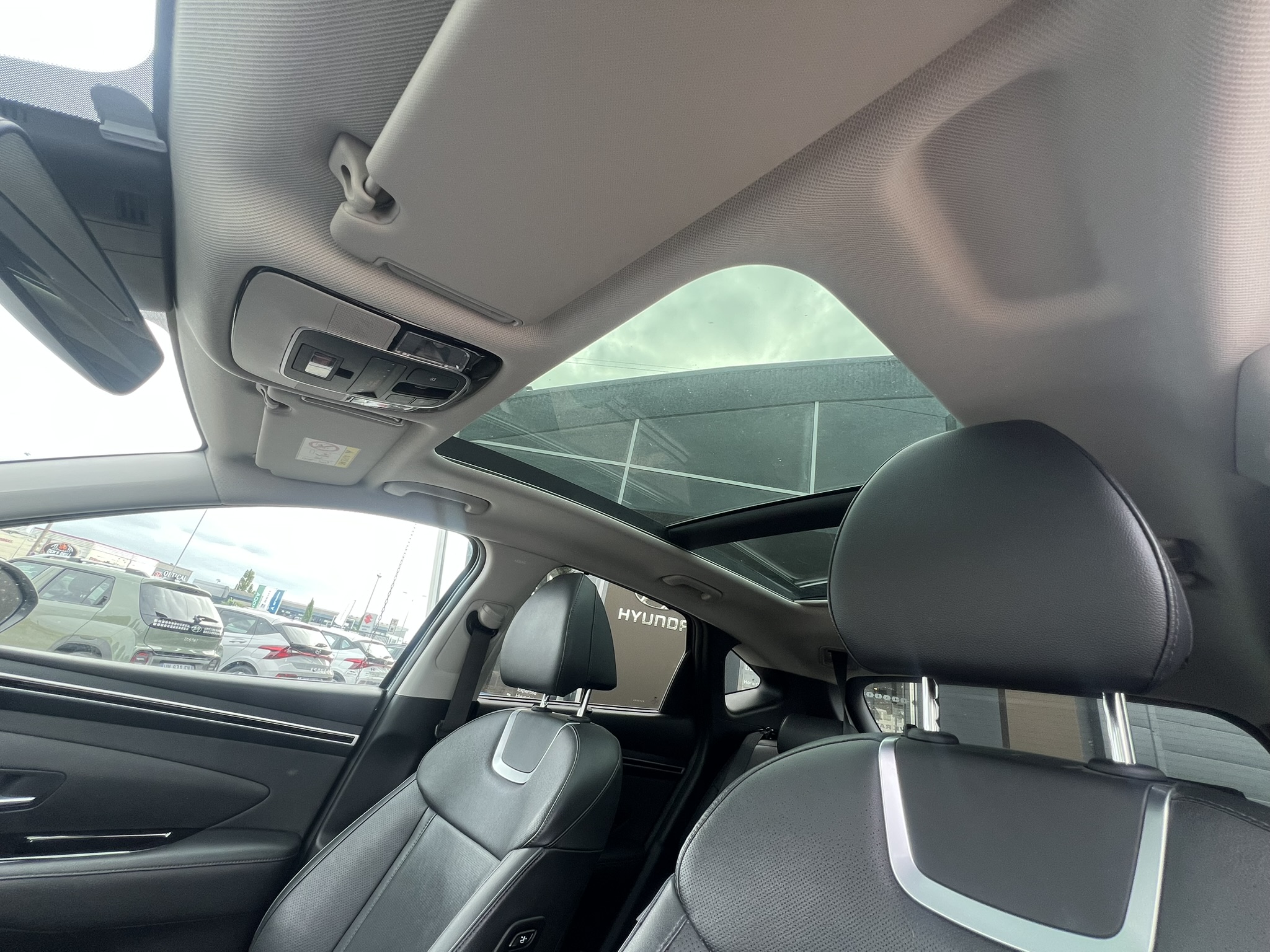 HYUNDAI_TUCSON_SIEGE-ARRIERE-GAUCHE