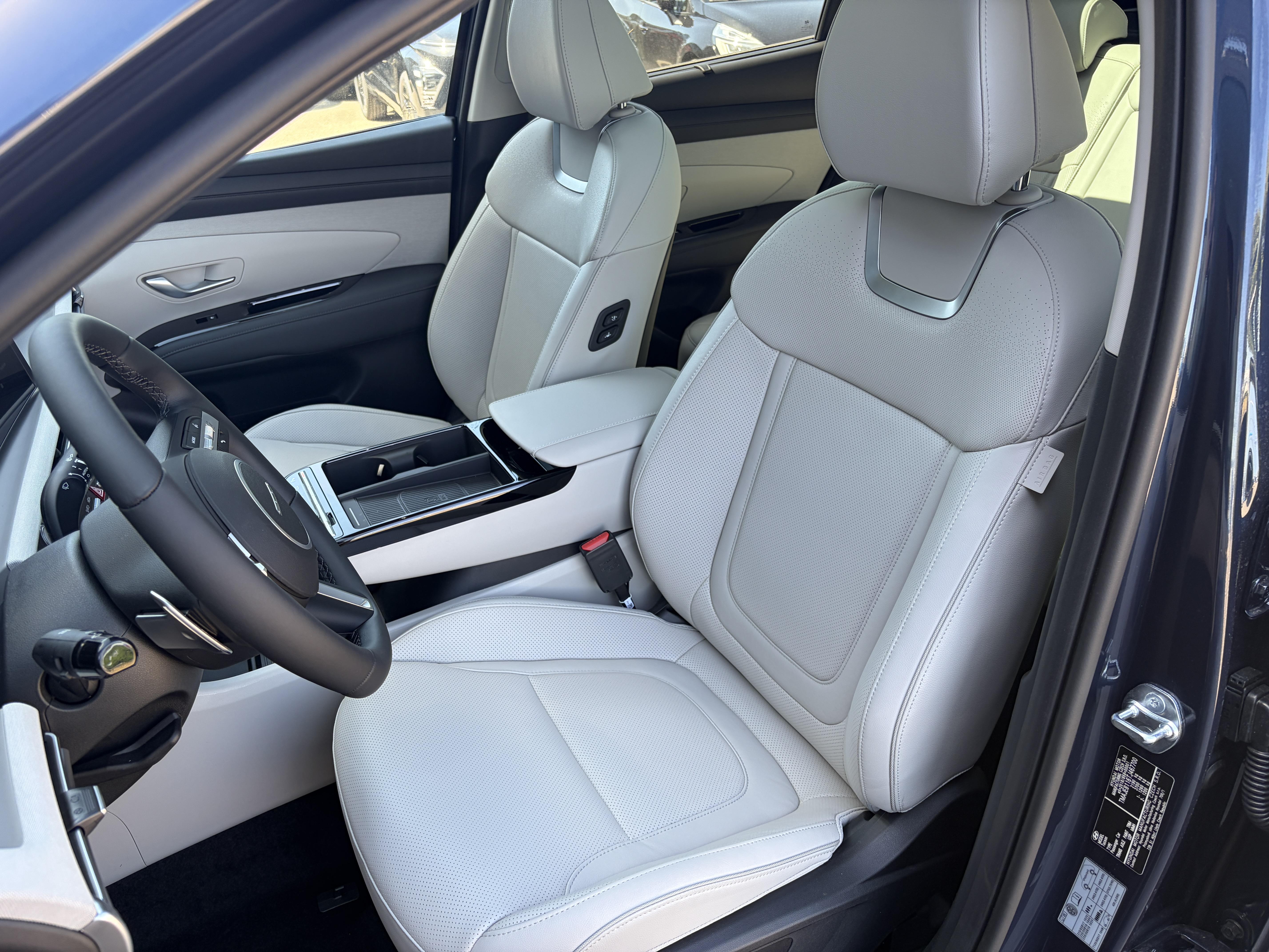 HYUNDAI_TUCSON_SIEGE-CONDUCTEUR