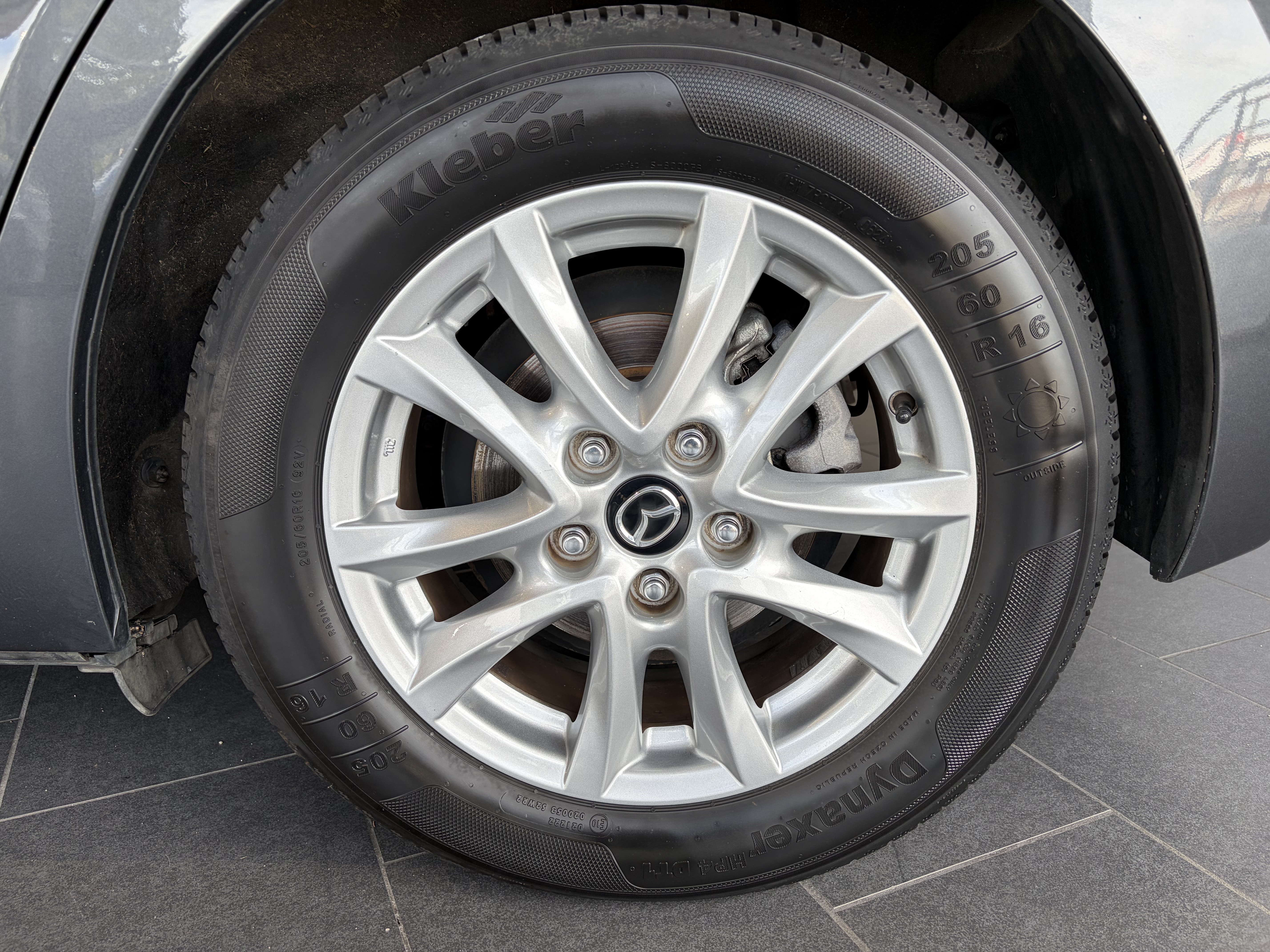 MAZDA_MAZDA3_JANTE-AVANT-GAUCHE