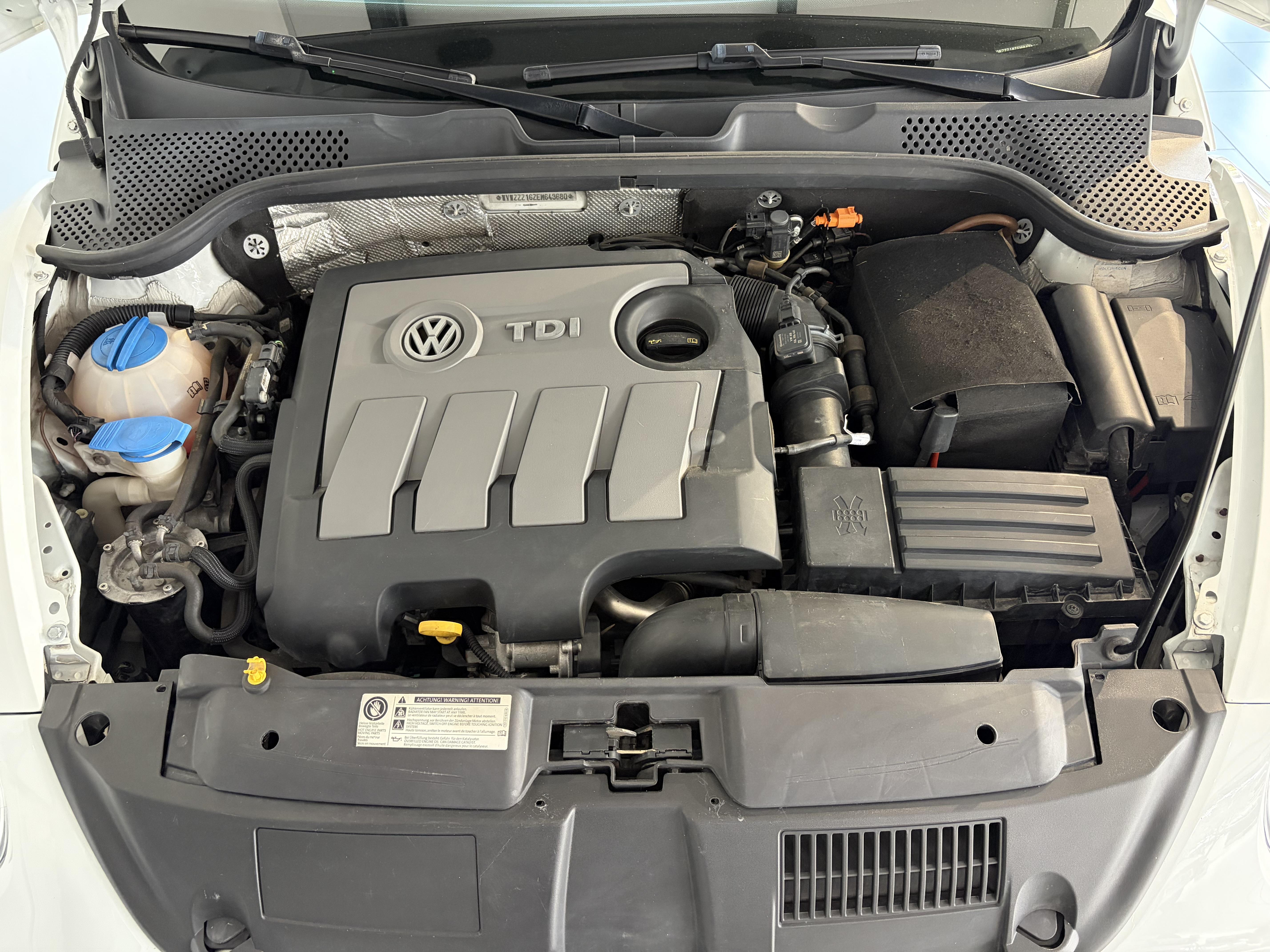 VOLKSWAGEN_COCCINELLE_BLOC-MOTEUR