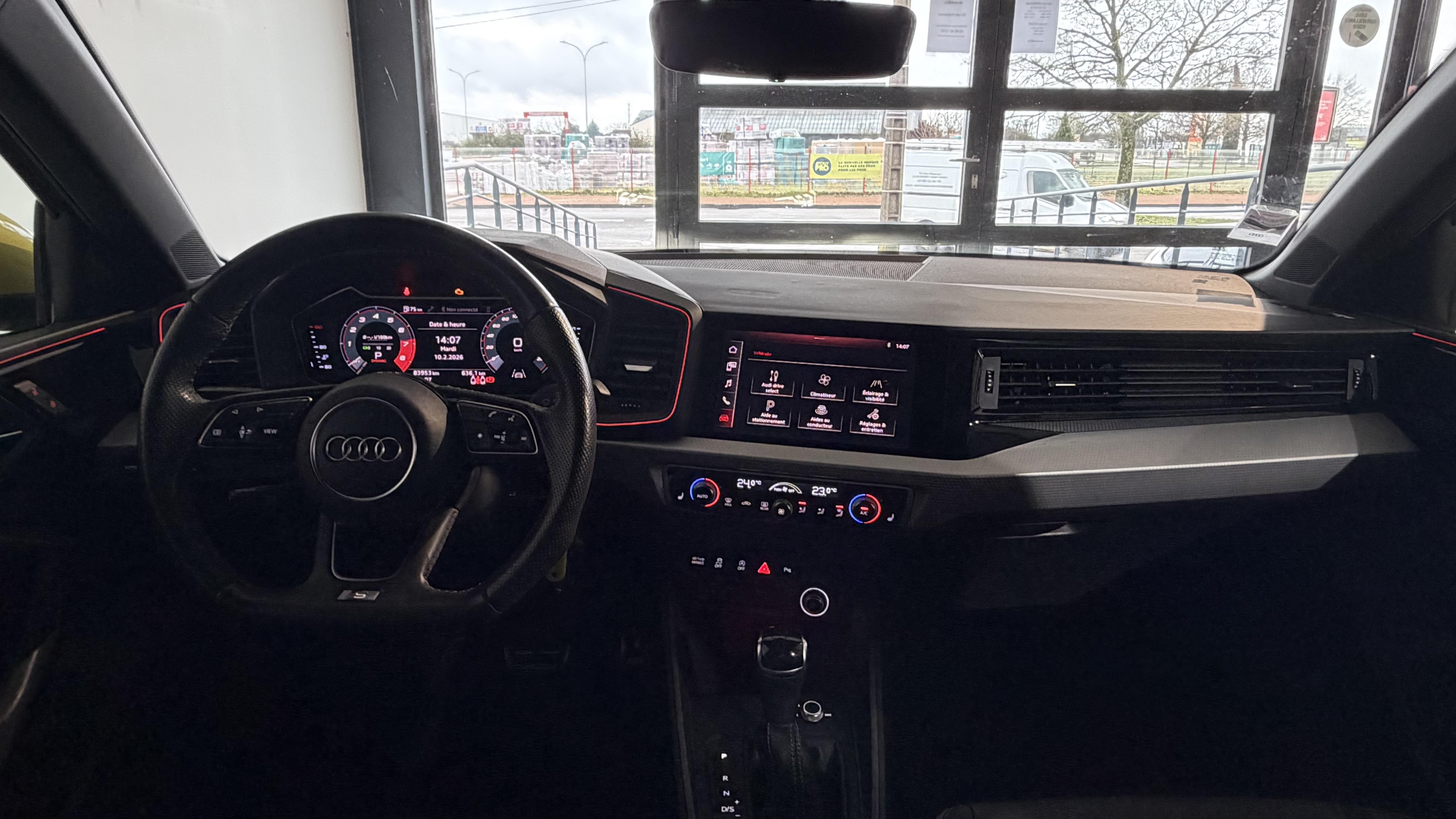 AUDI_A1-SPORTBACK_PLANCHE-DE-BORD