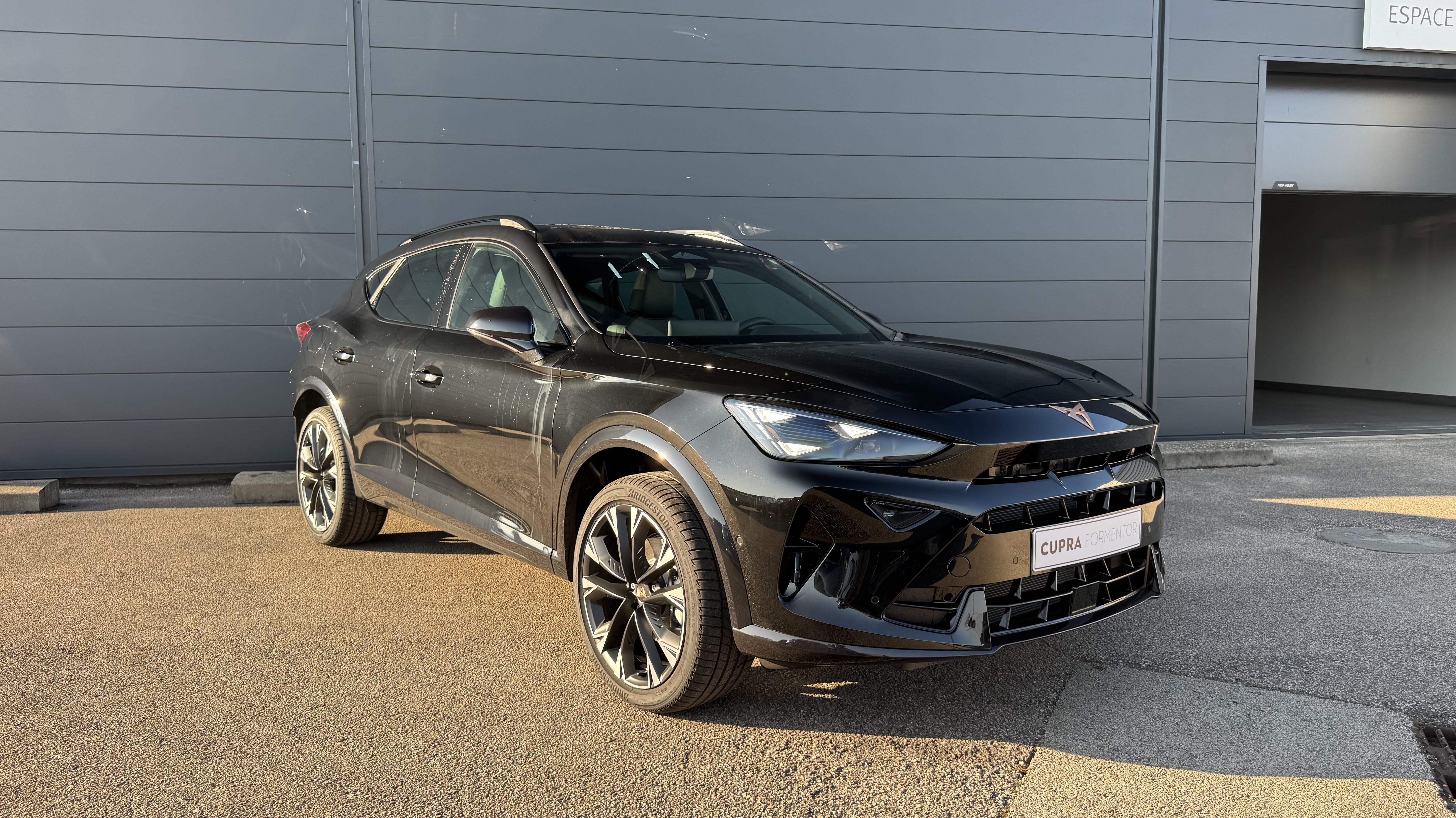 CUPRA_FORMENTOR_34-AVANT-DROIT