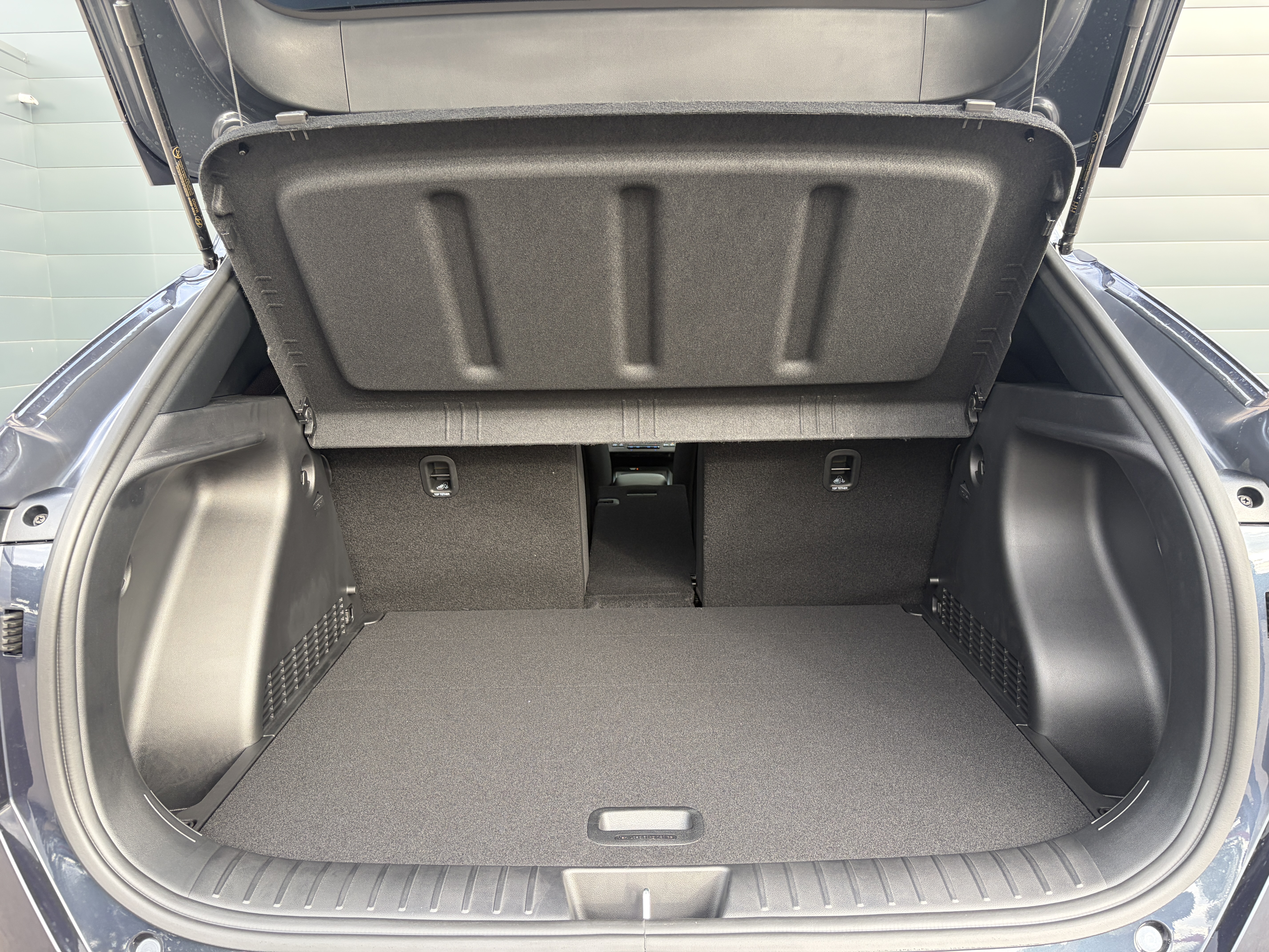 HYUNDAI_KONA