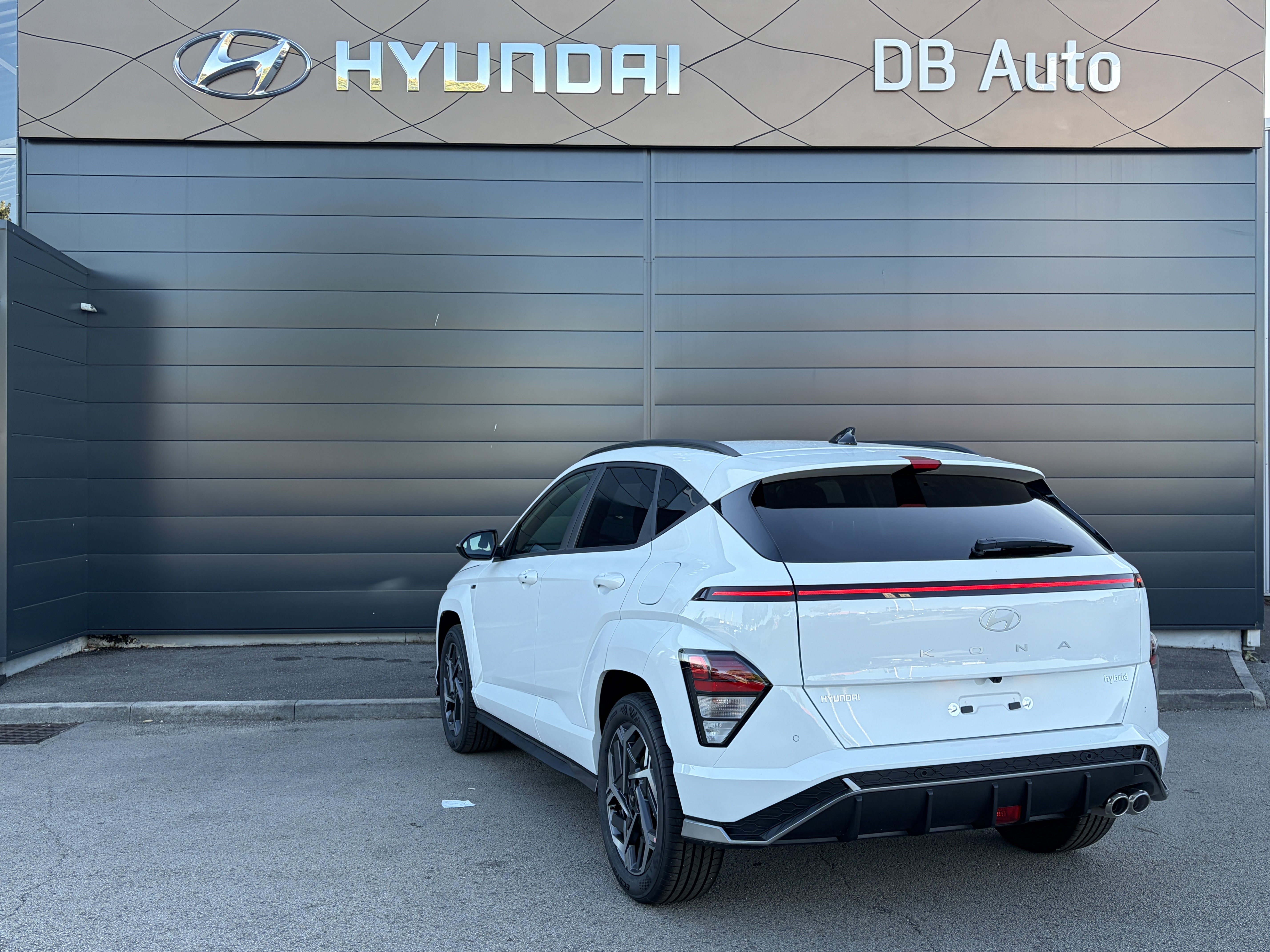 HYUNDAI_KONA_34-ARRIERE-GAUCHE