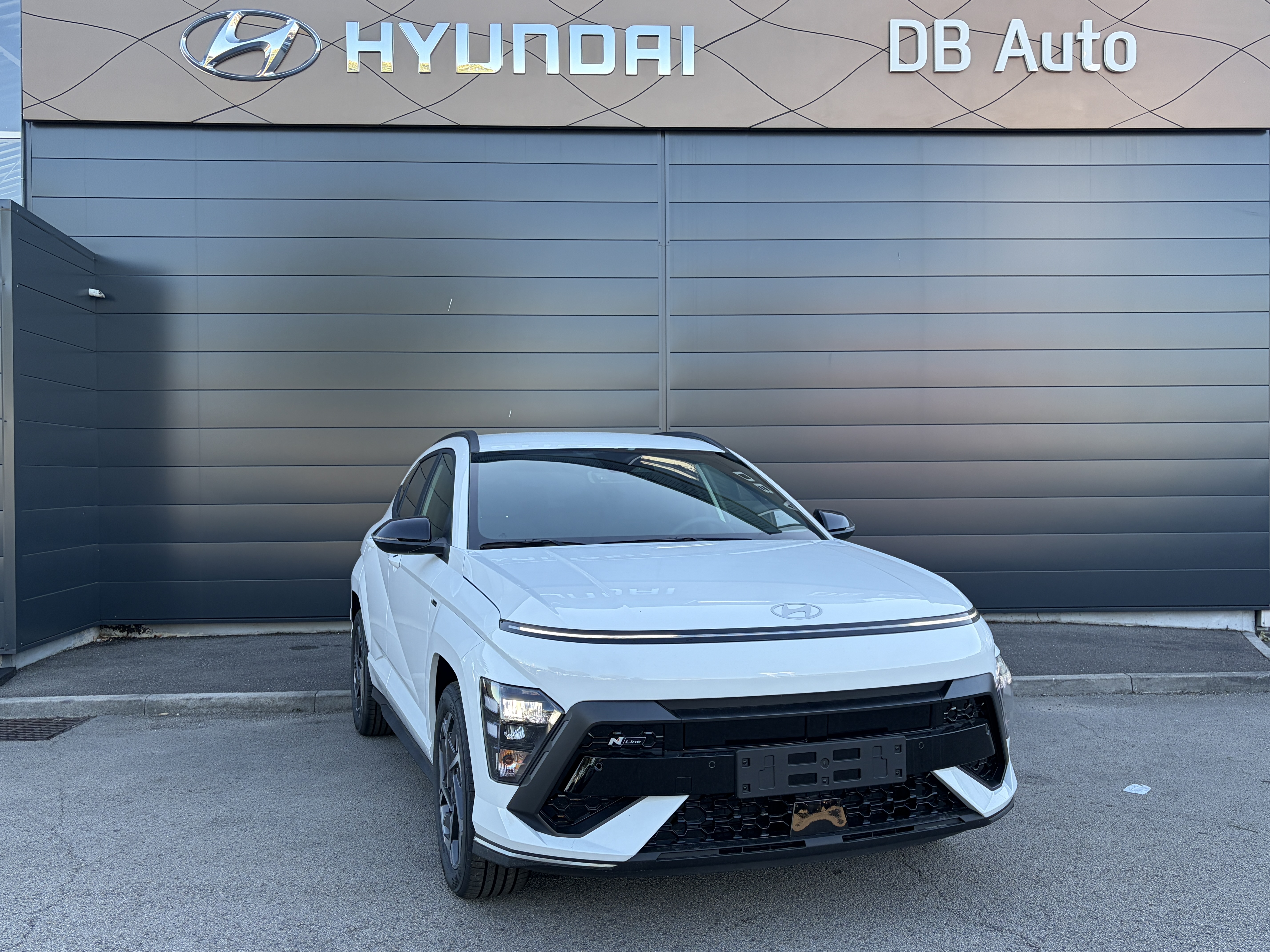 HYUNDAI_KONA_34-AVANT-DROIT