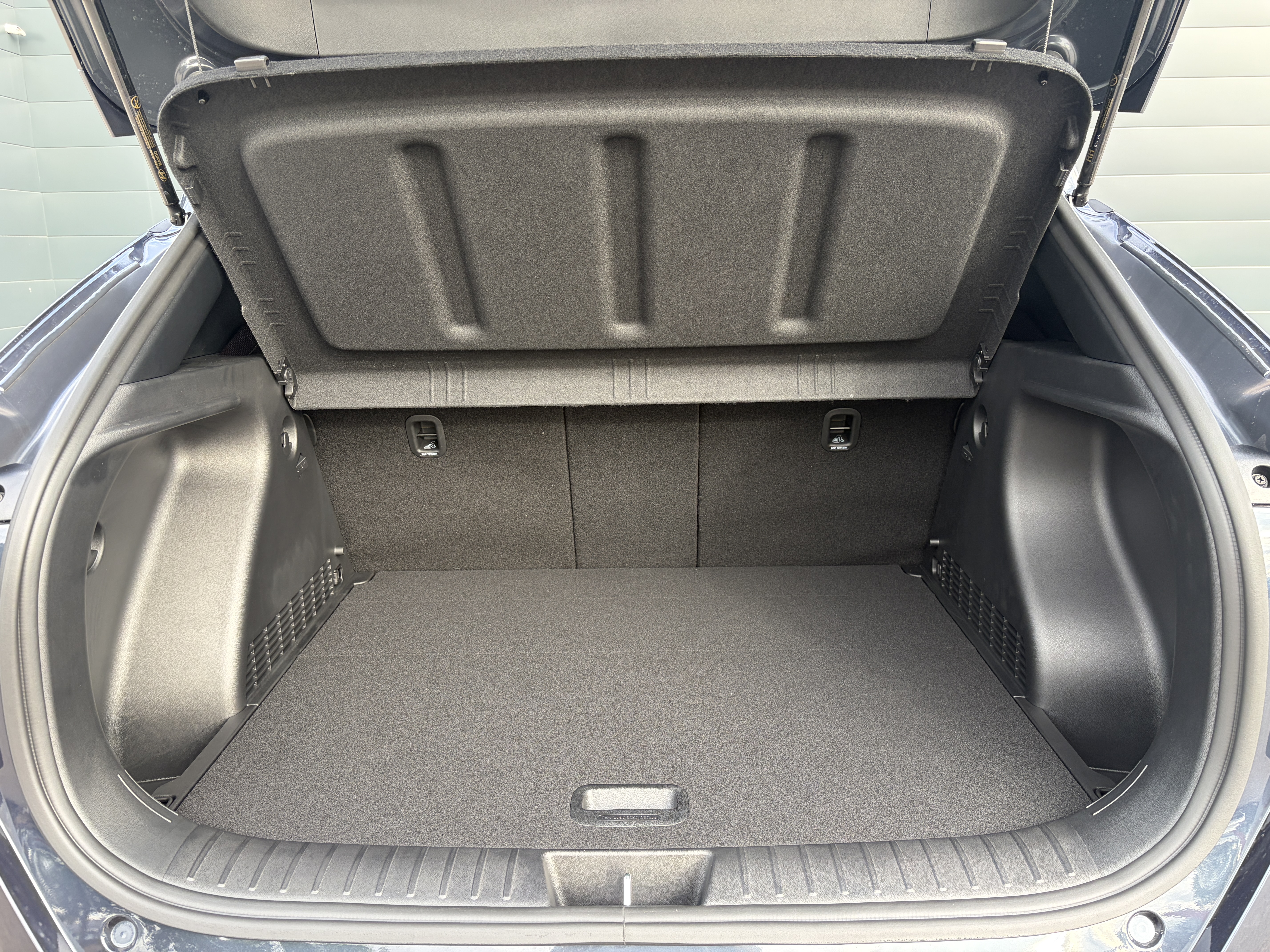 HYUNDAI_KONA_COFFRE