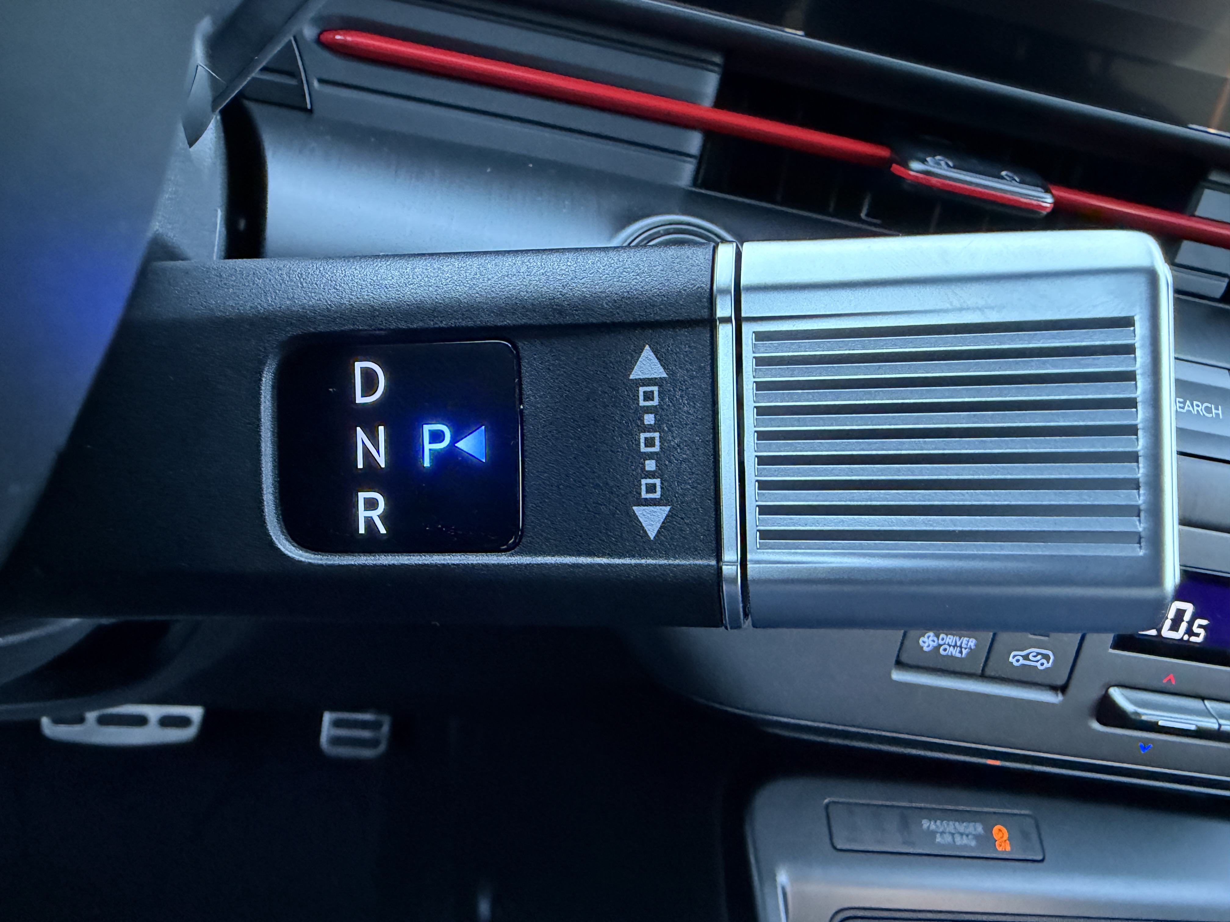 HYUNDAI_KONA_LEVIER-DE-VITESSE