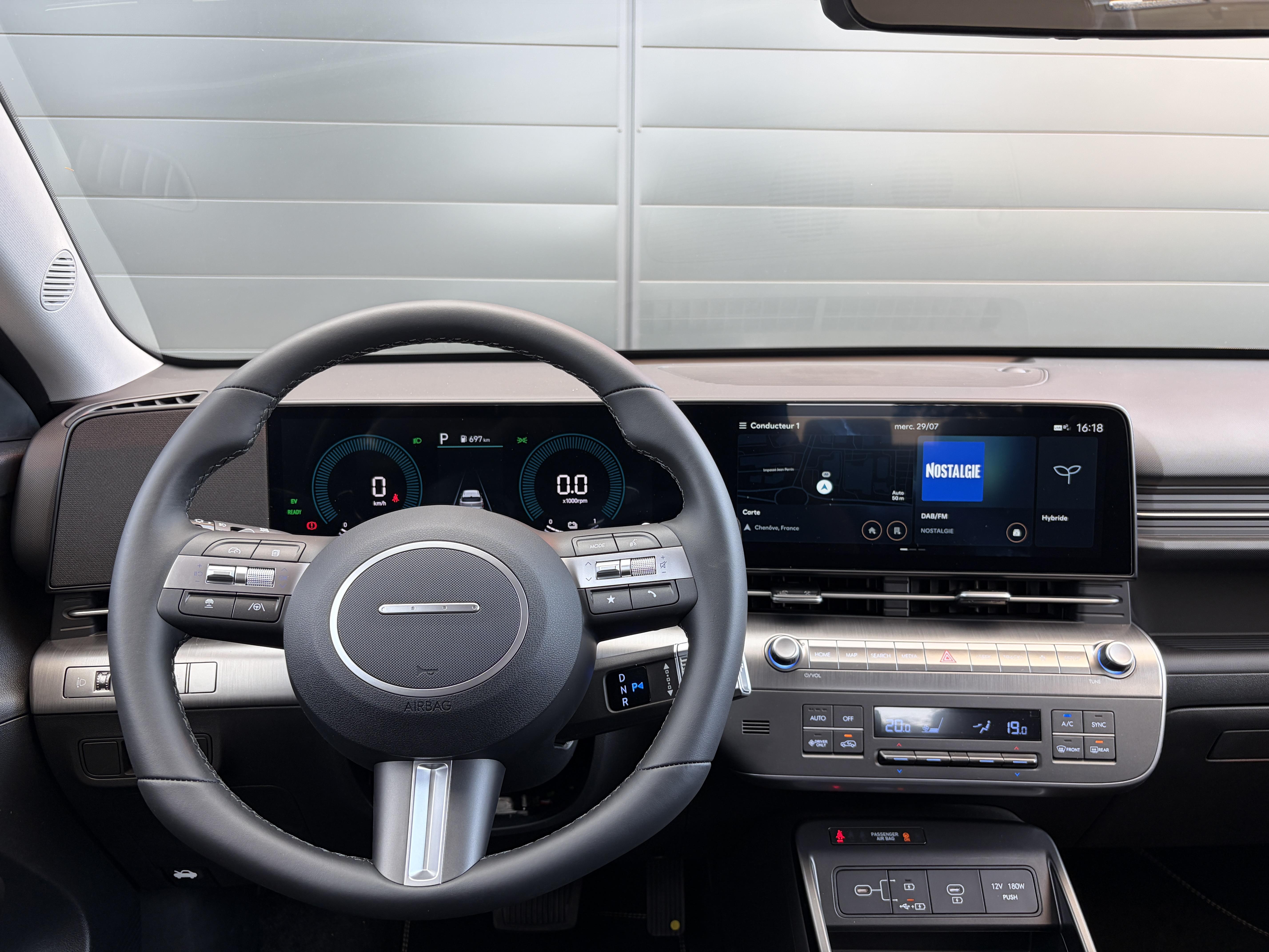 HYUNDAI_KONA_PLANCHE-DE-BORD