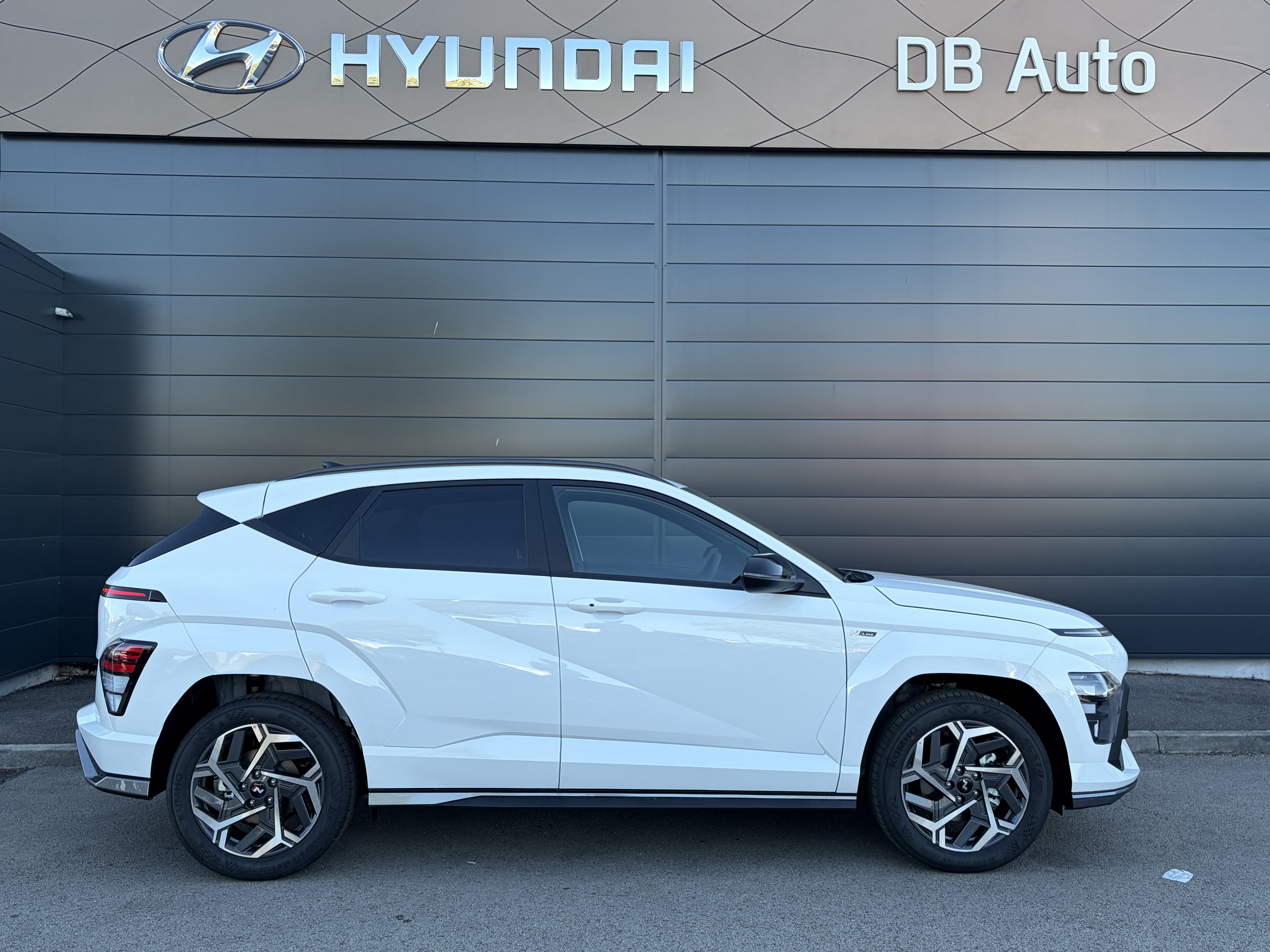 HYUNDAI_KONA_PROFIL-DROIT
