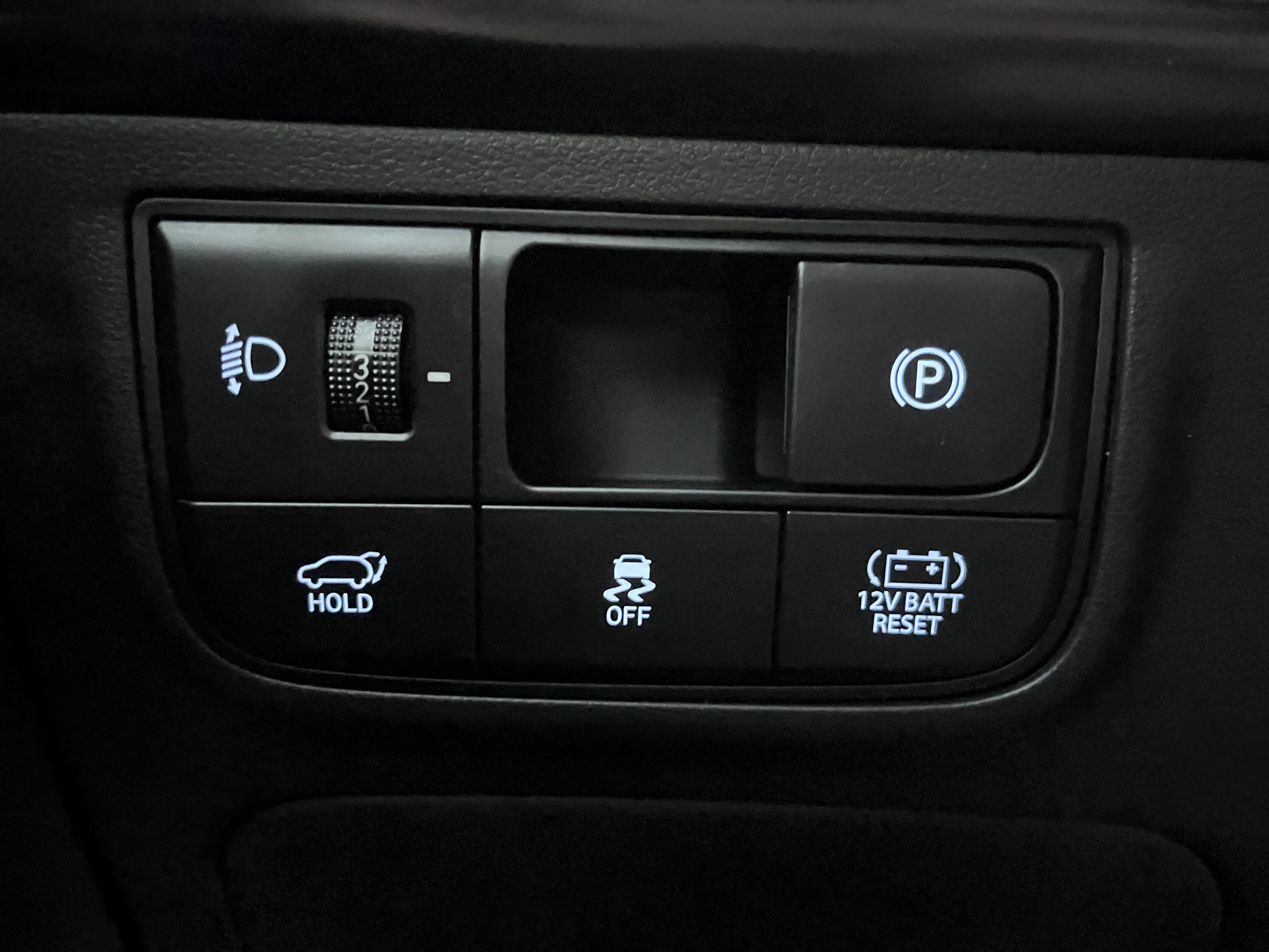 HYUNDAI_TUCSON