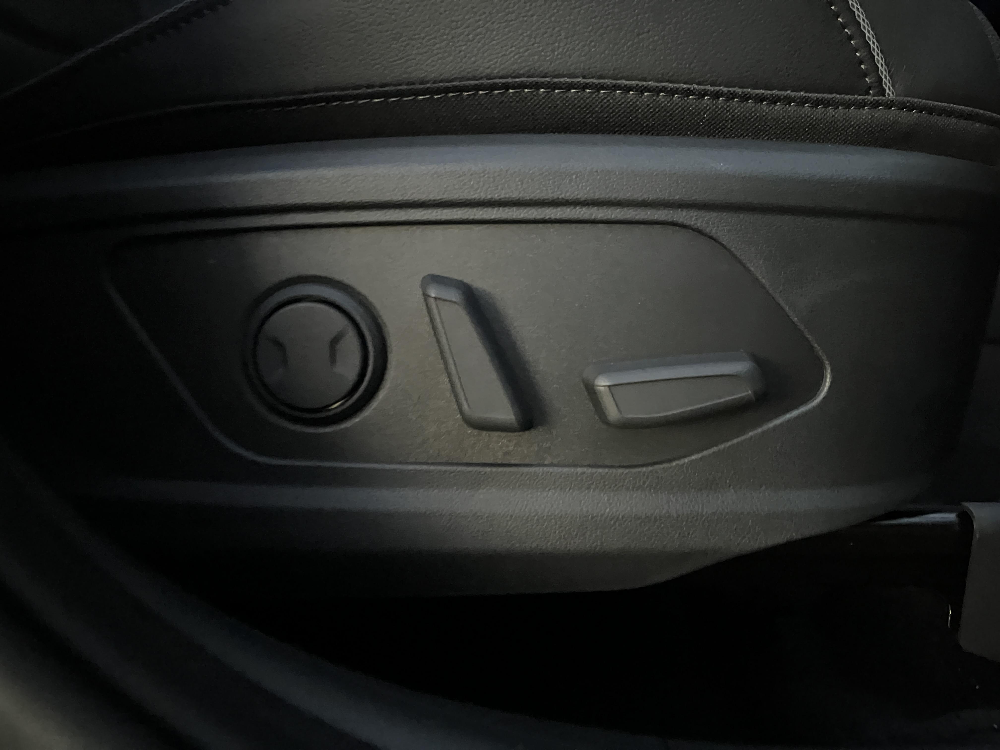 HYUNDAI_TUCSON