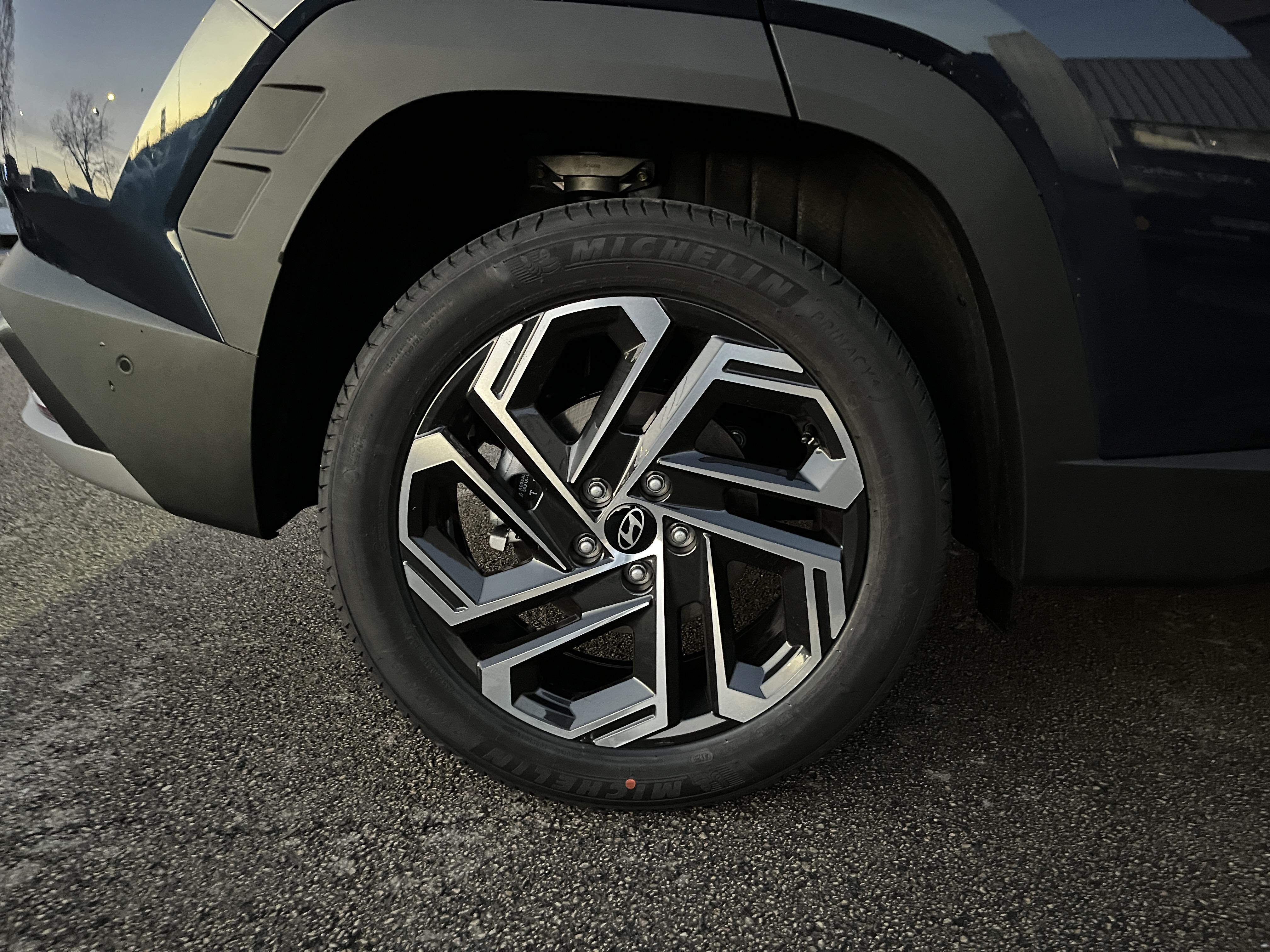 HYUNDAI_TUCSON