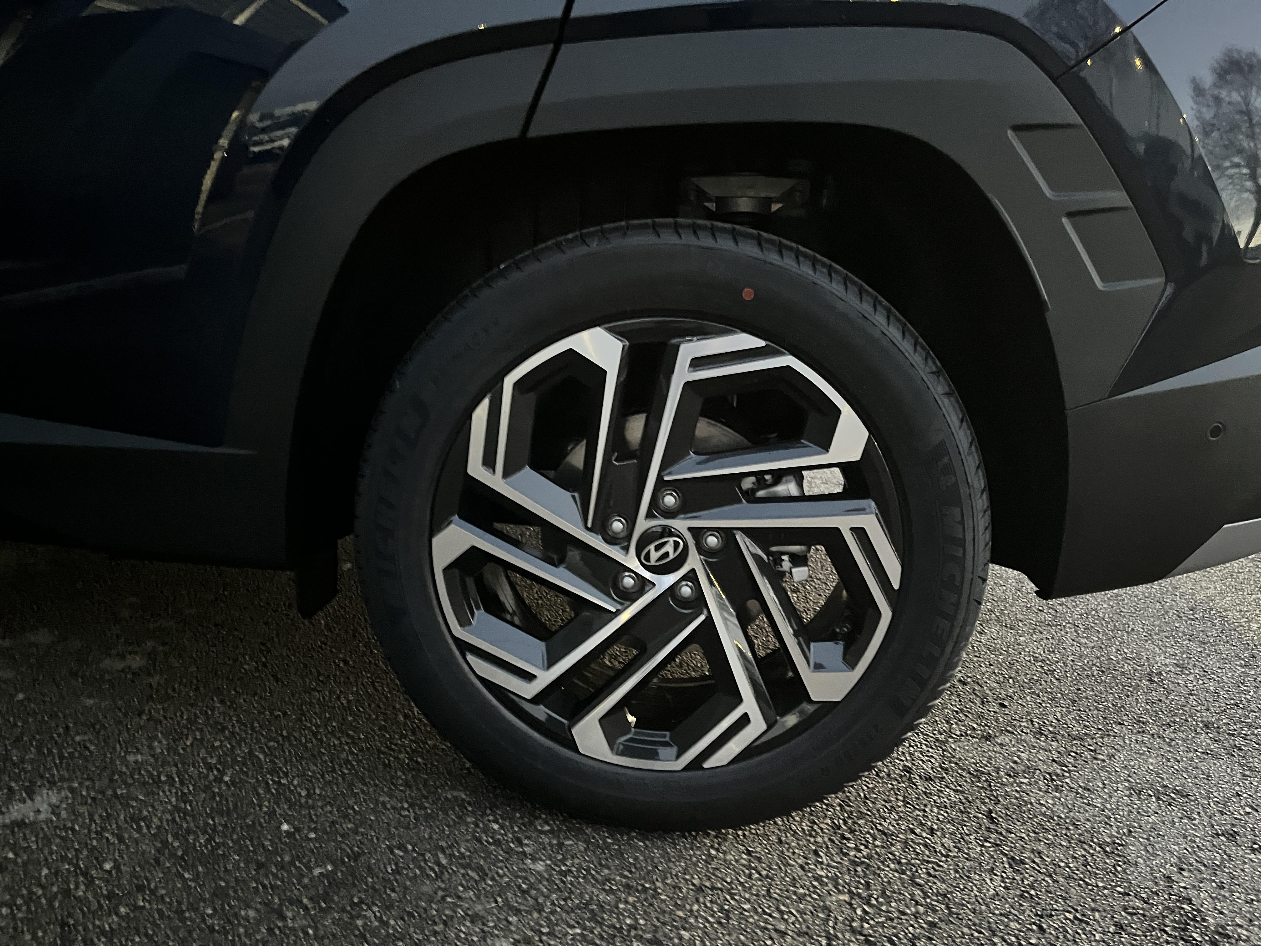 HYUNDAI_TUCSON