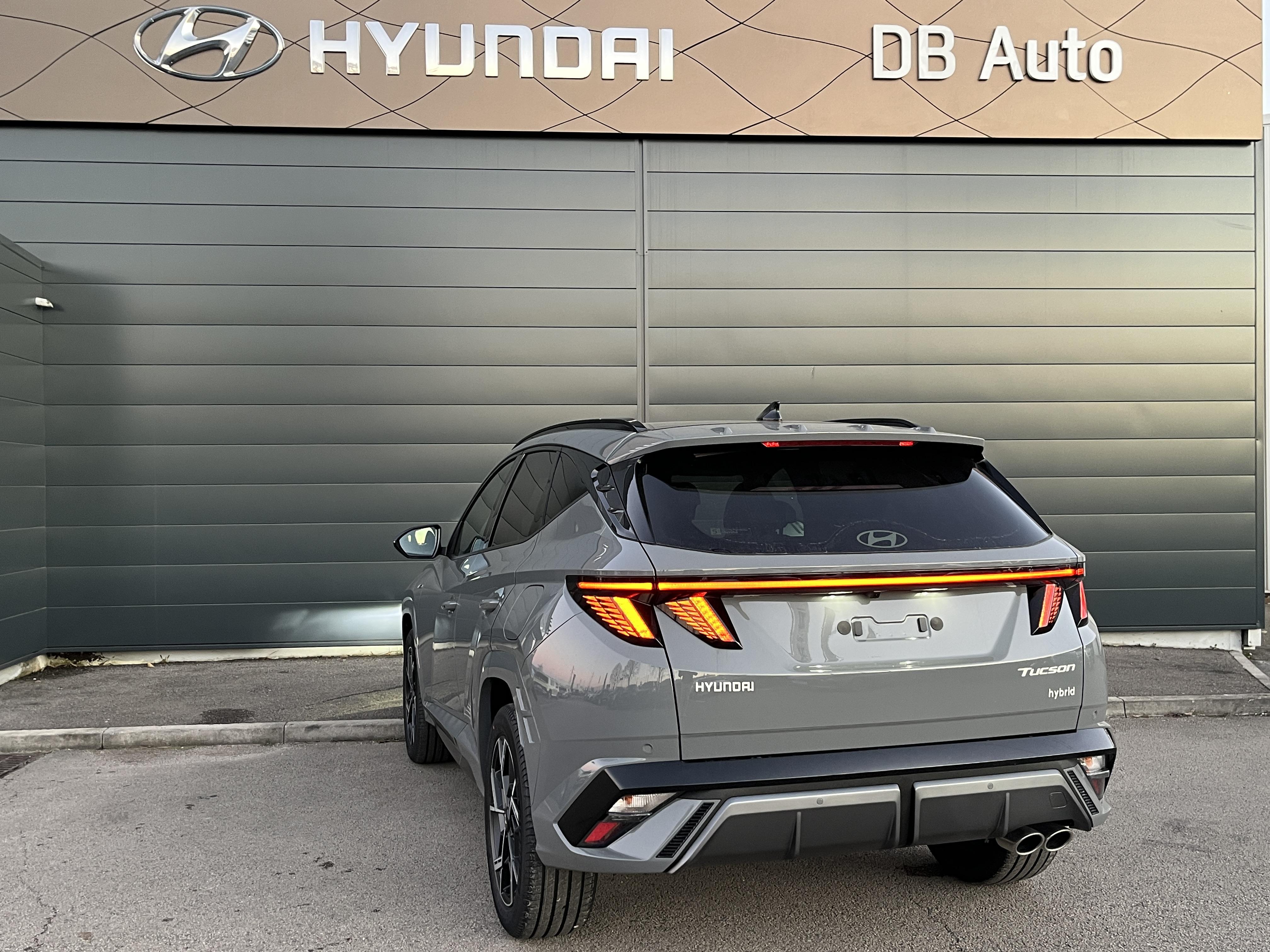 HYUNDAI_TUCSON_34-ARRIERE-GAUCHE