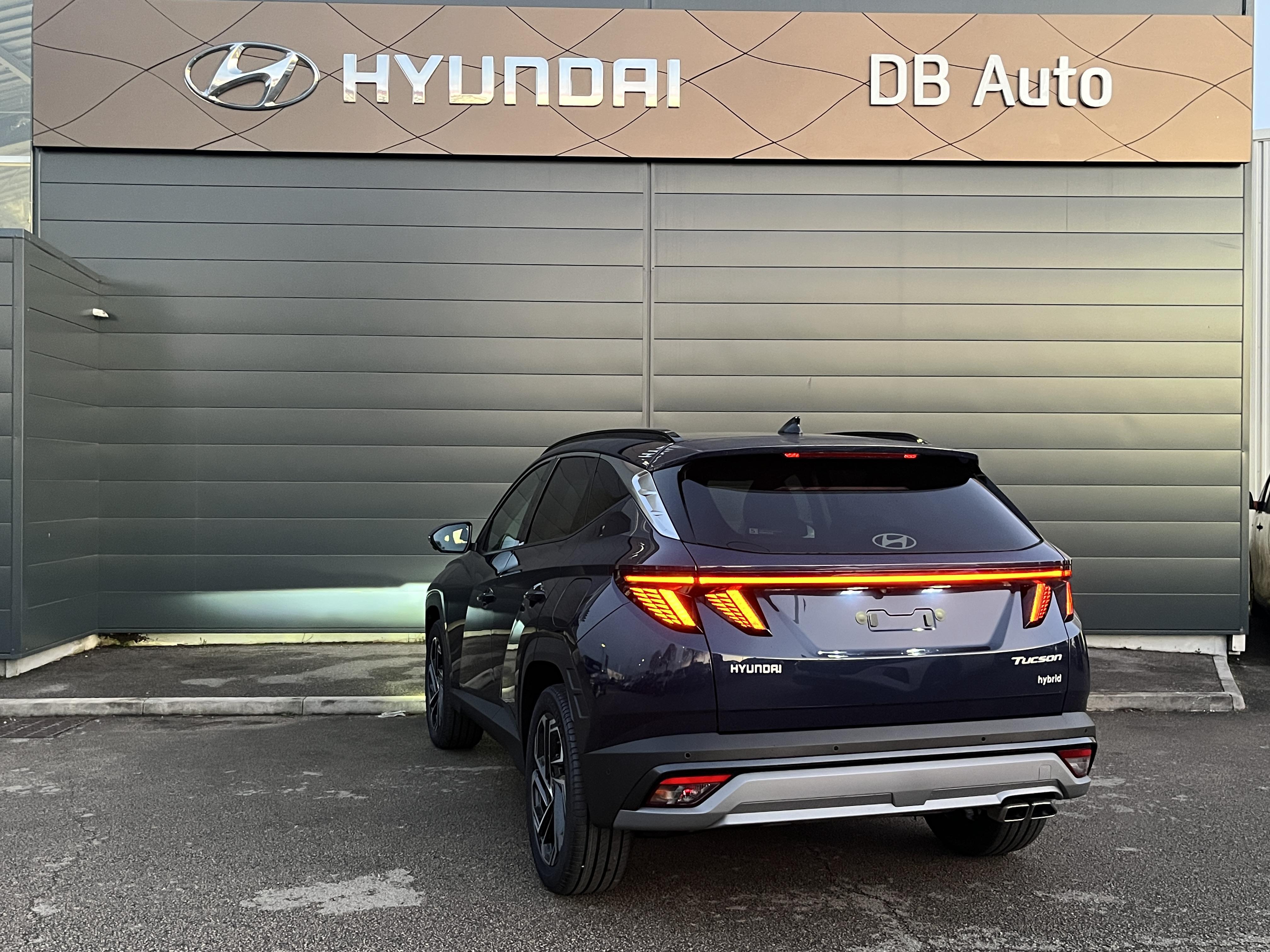 HYUNDAI_TUCSON_34-ARRIERE-GAUCHE