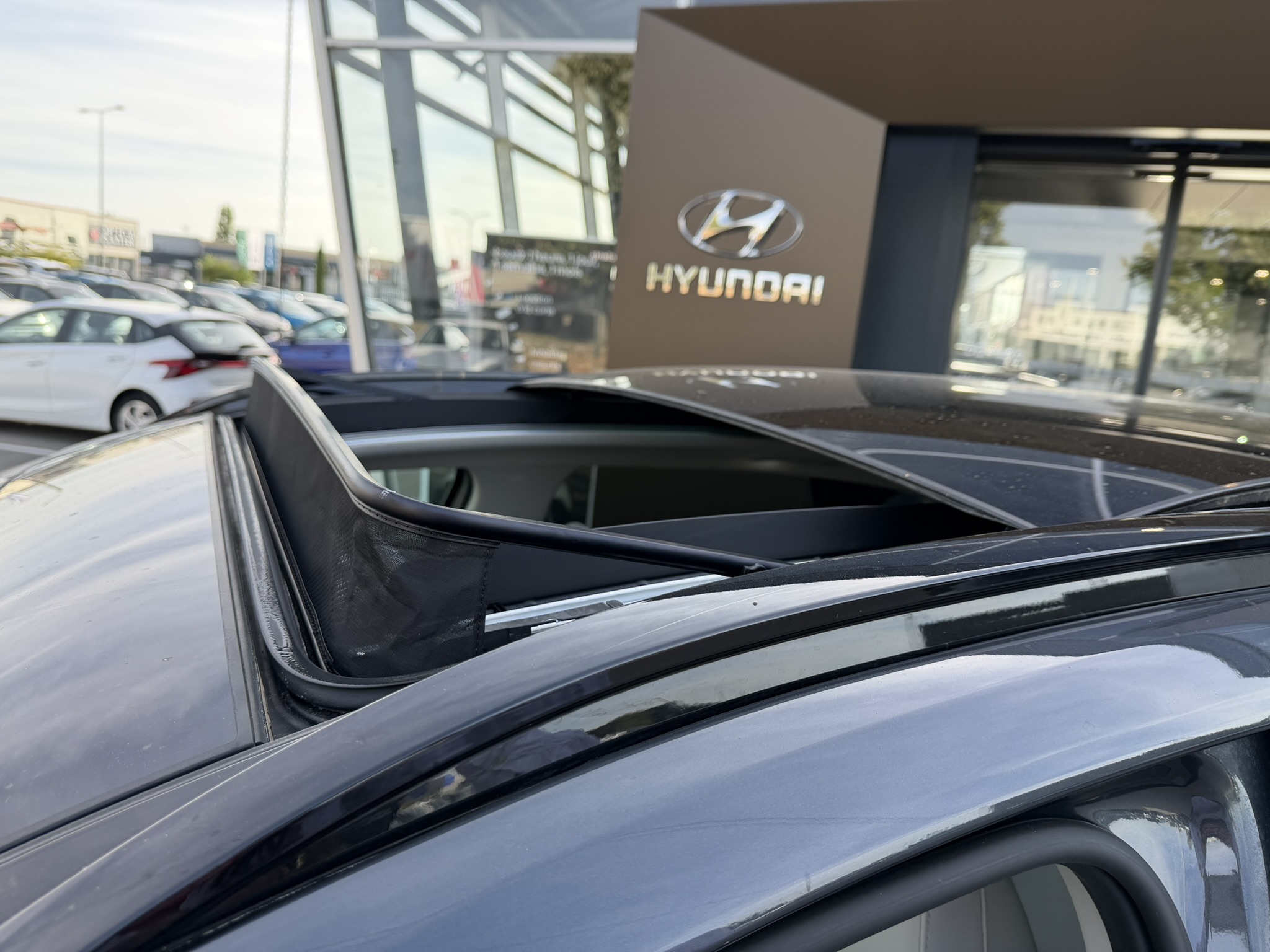 HYUNDAI_TUCSON_ASSISE-ARRIERE-CENTRALE