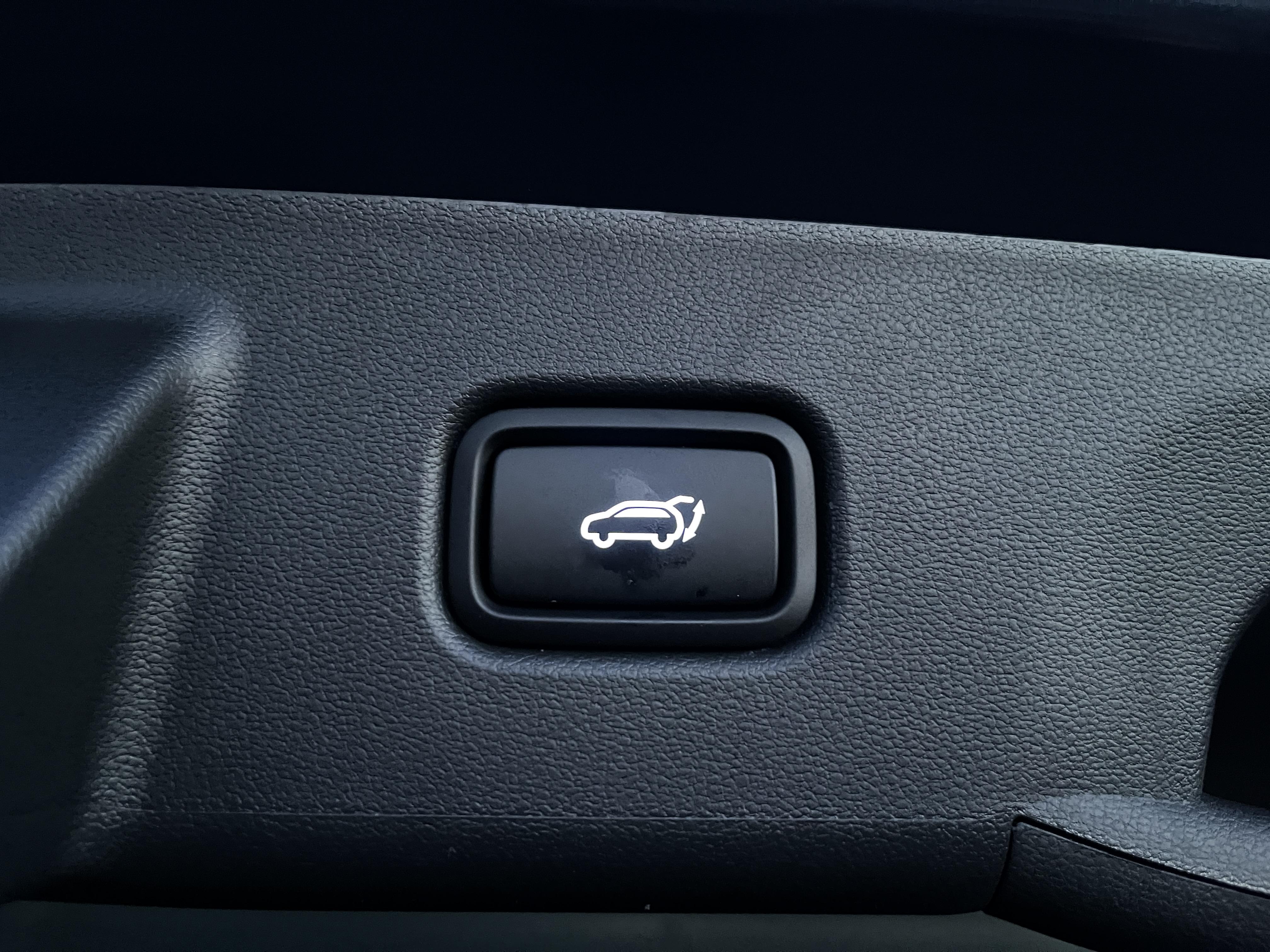 HYUNDAI_TUCSON_COMMANDE-DE-COFFRE