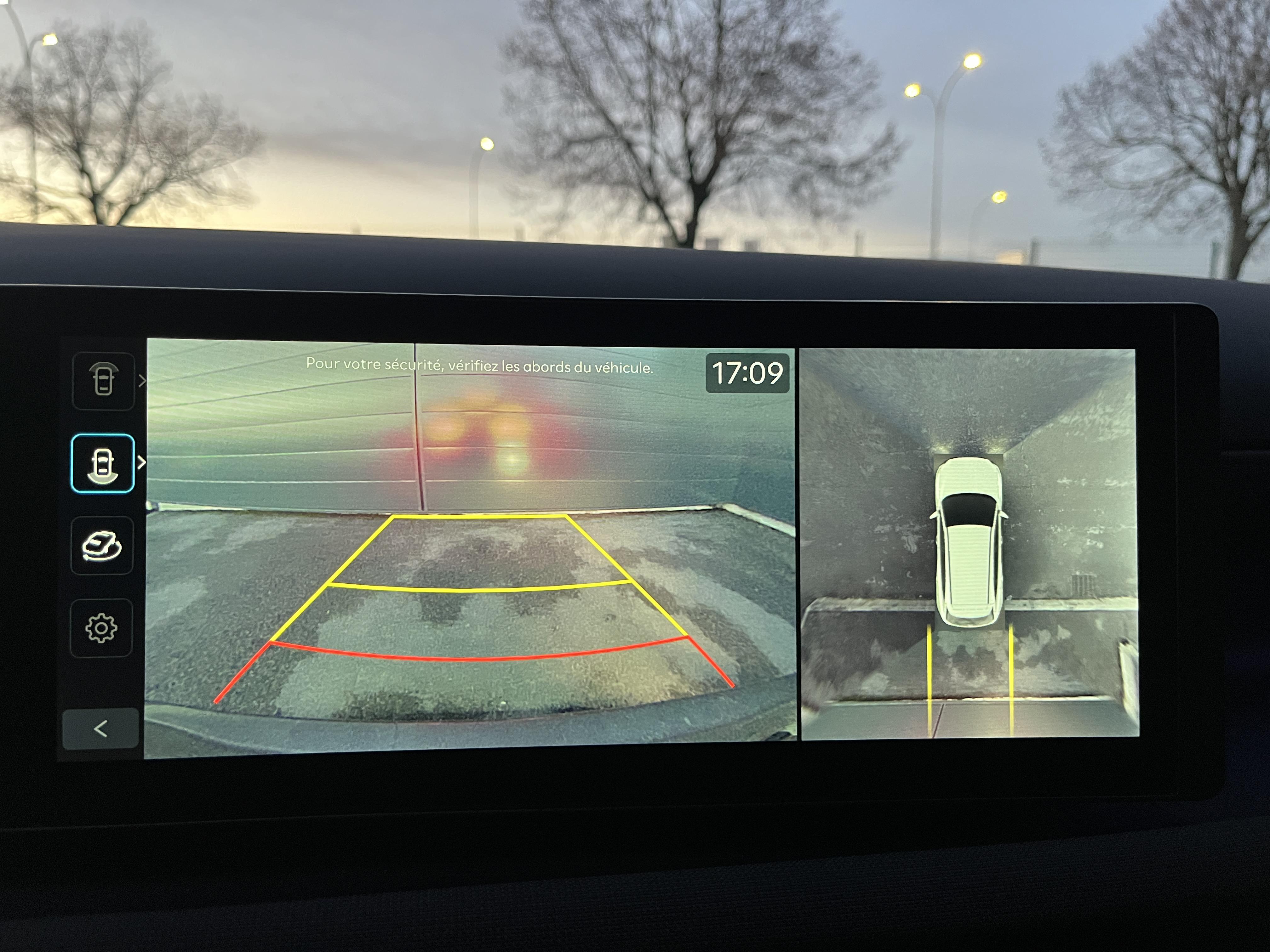 HYUNDAI_TUCSON_CONSOLE-CENTRALE-CAMERA-DE-RECUL