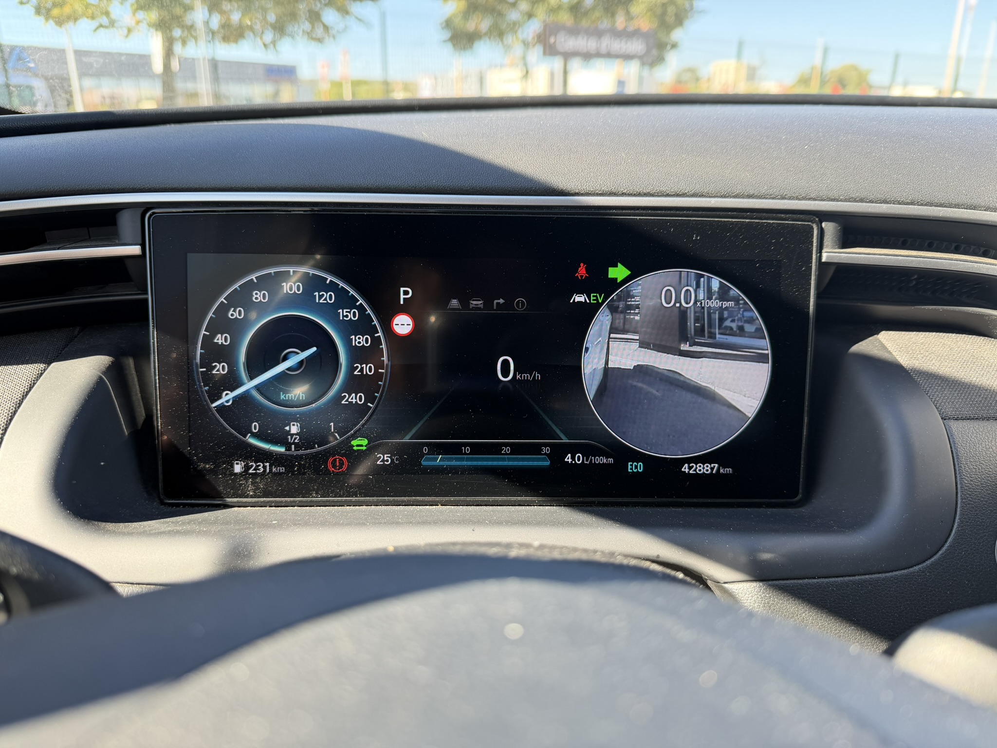 HYUNDAI_TUCSON_INTERIEUR-CONDUCTEUR