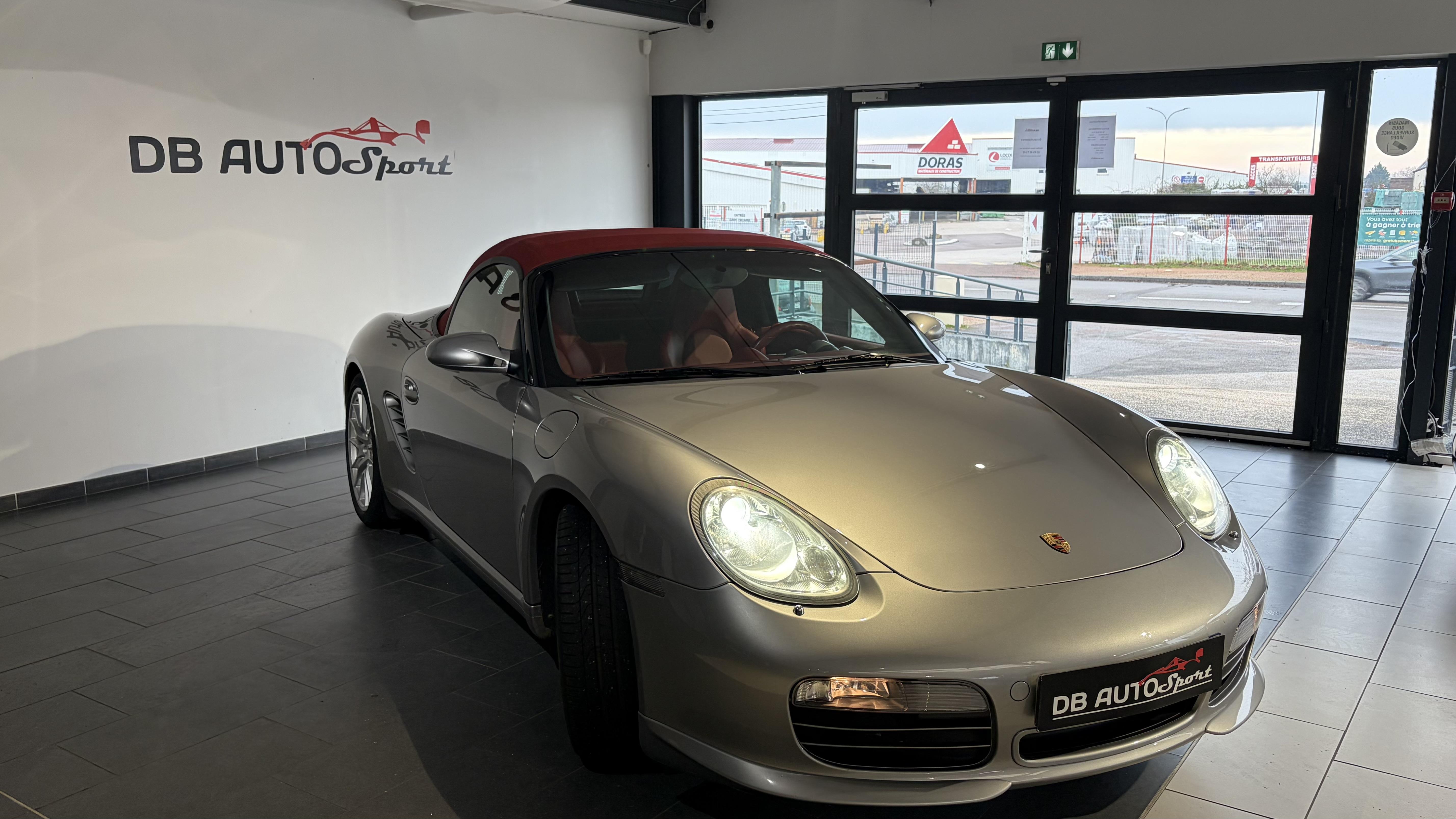 PORSCHE_BOXSTER_34-AVANT-DROIT