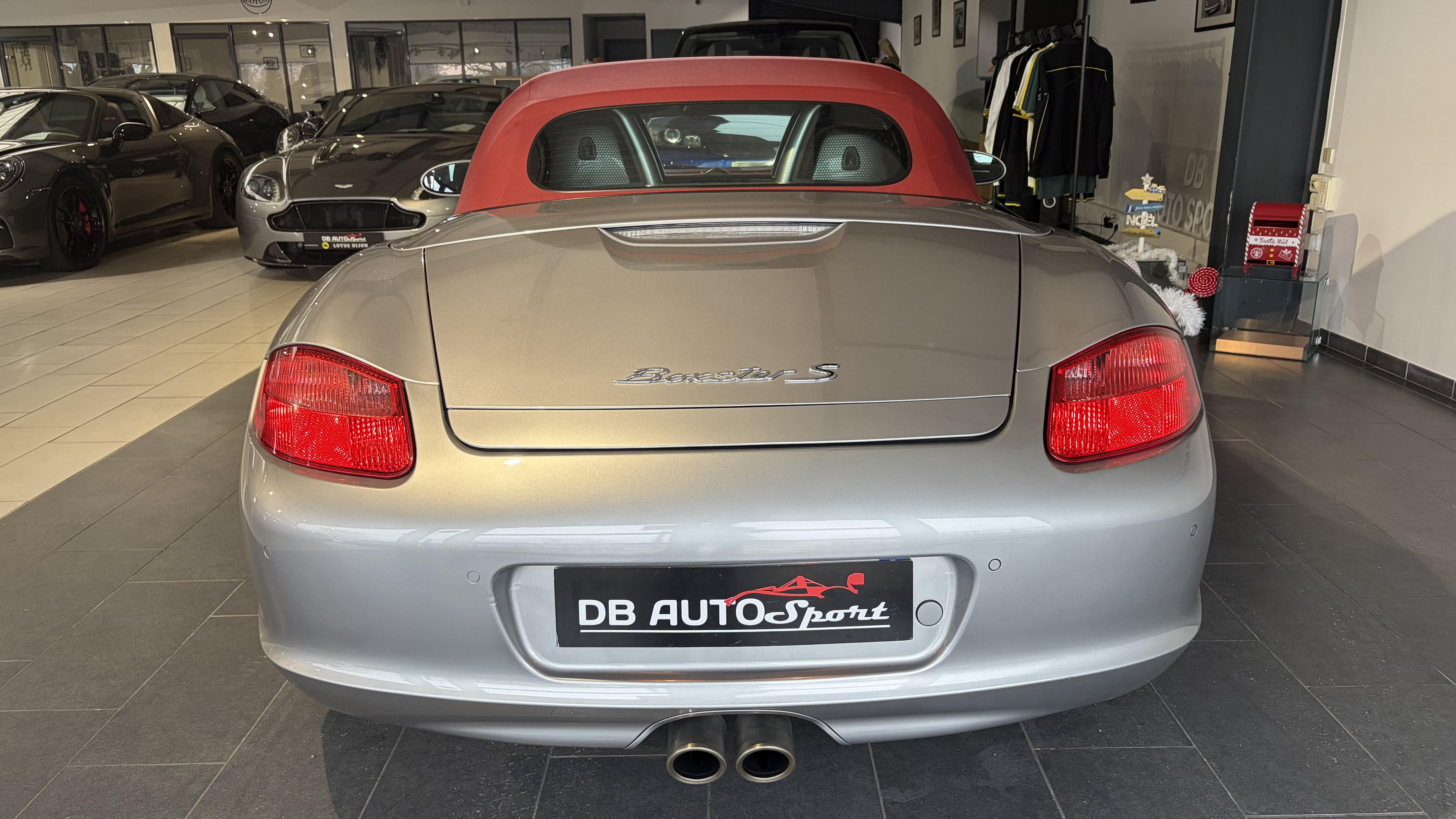 PORSCHE_BOXSTER_FACE-ARRIERE