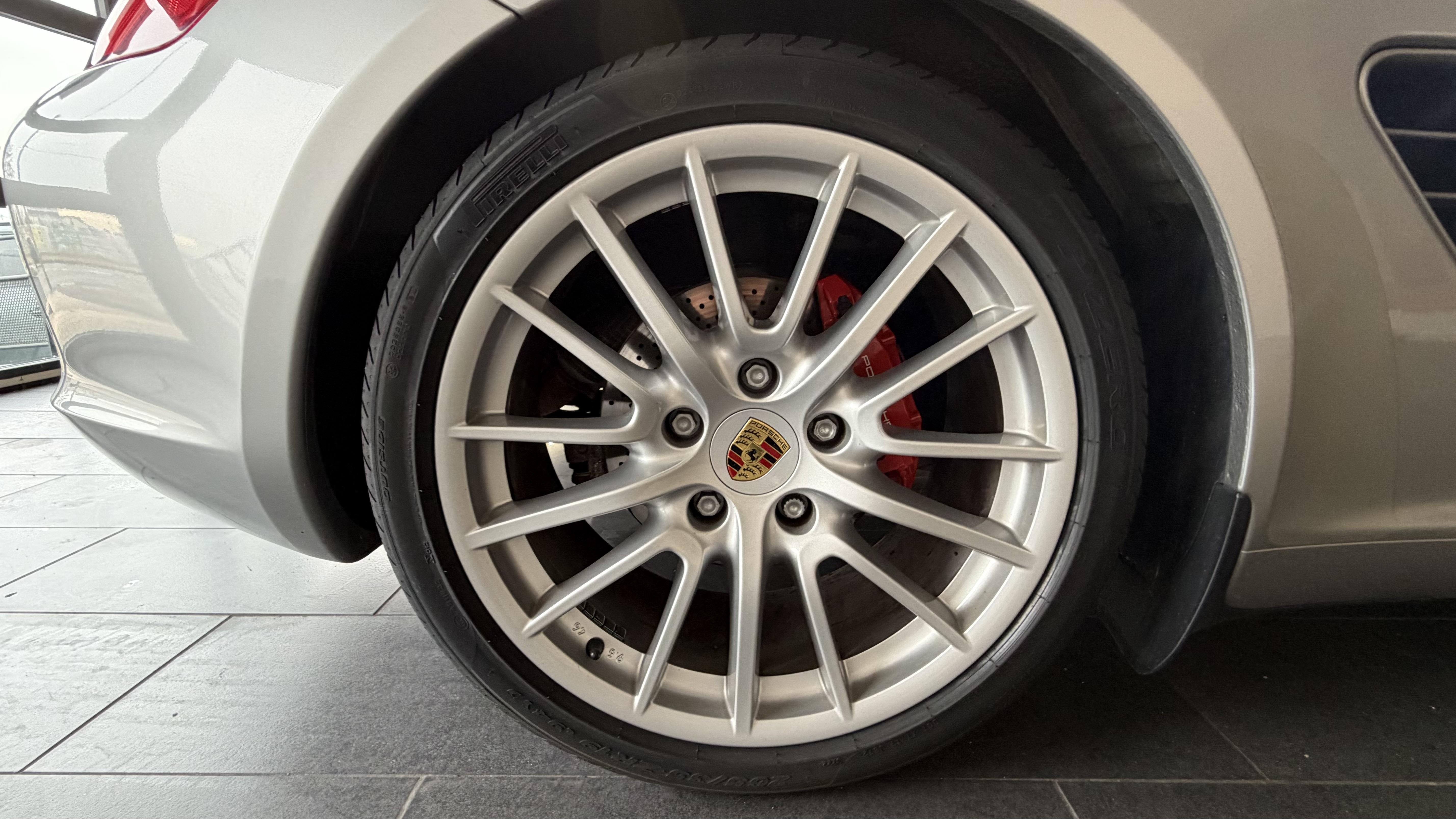 PORSCHE_BOXSTER_JANTE-ARRIERE-DROITE