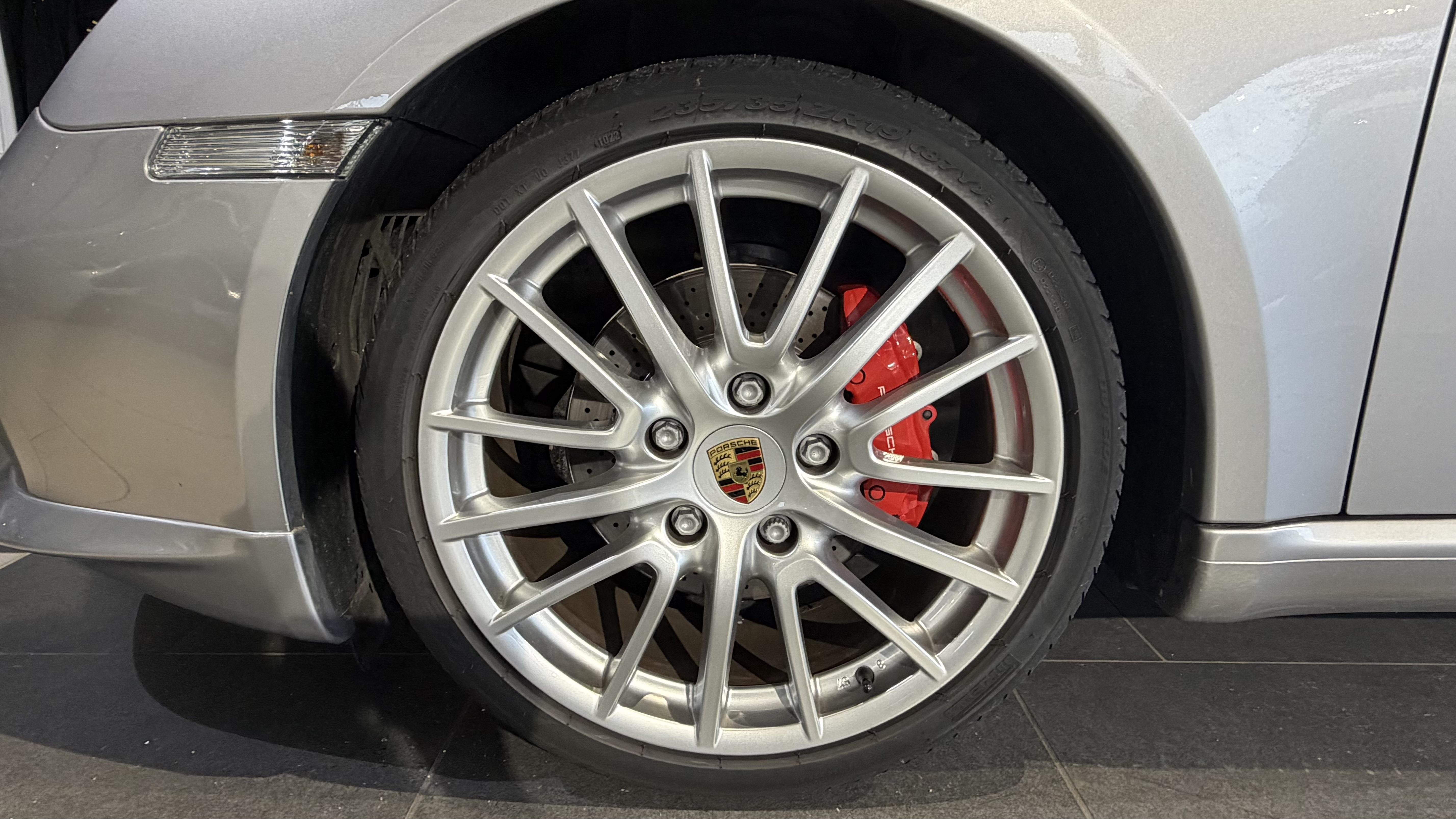 PORSCHE_BOXSTER_JANTE-AVANT-GAUCHE