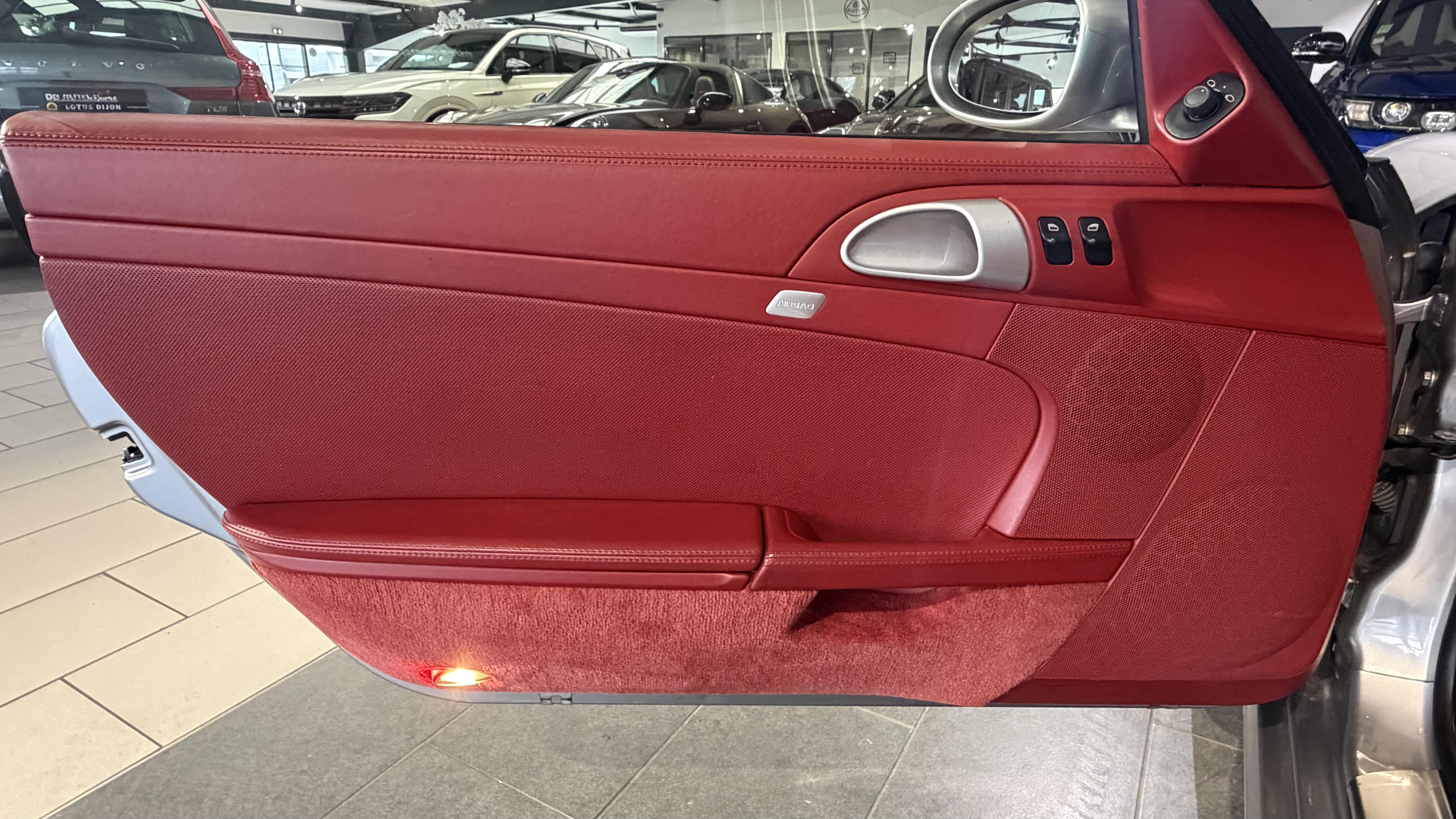 PORSCHE_BOXSTER_PNEU-AVANT-GAUCHE