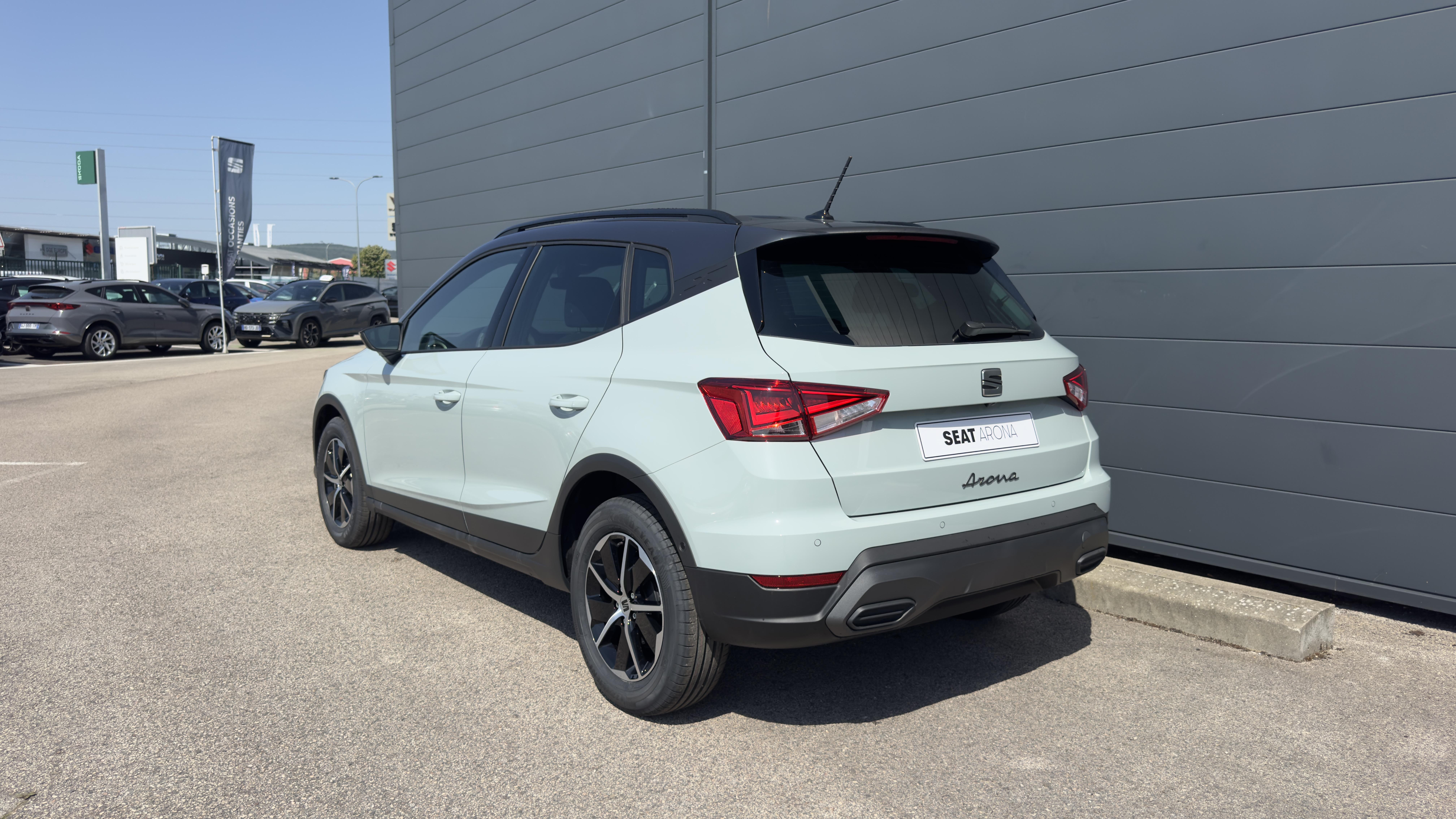 SEAT_ARONA_34-ARRIERE-GAUCHE